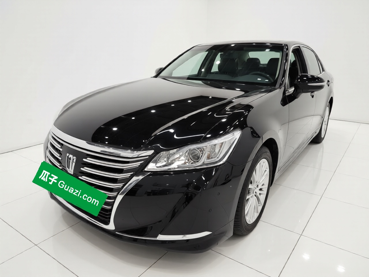 Toyota Crown 2017 Toyota Crown 2017 汽车图片