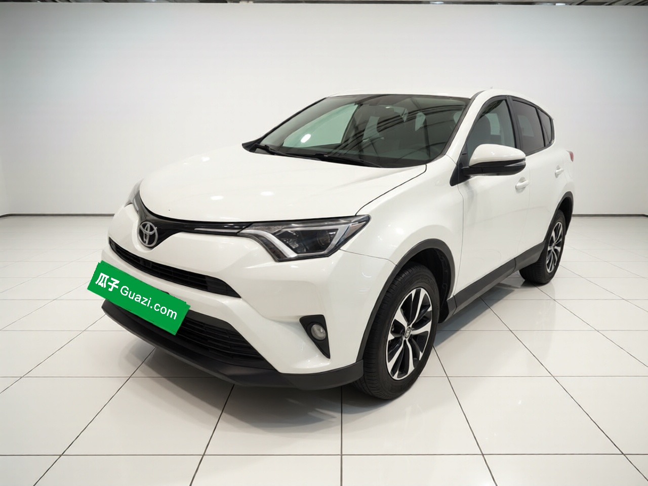 Toyota RAV4 2018 Toyota RAV4 2018 car image