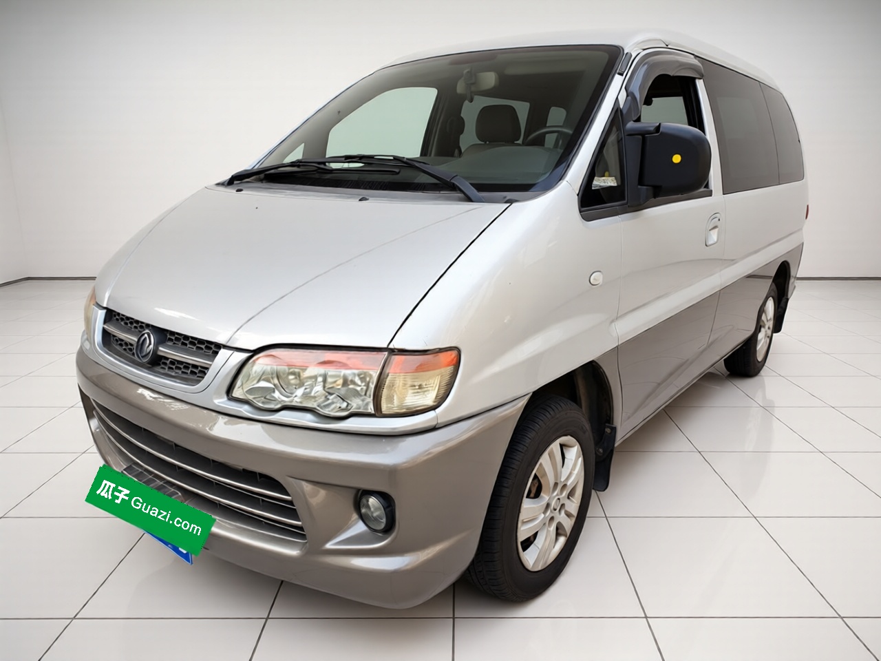 Forthing Lingzhi 2014 imagem de carro 