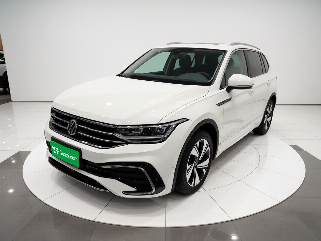 Volkswagen Tiguan L 2023 Volkswagen Tiguan L 2023 car image