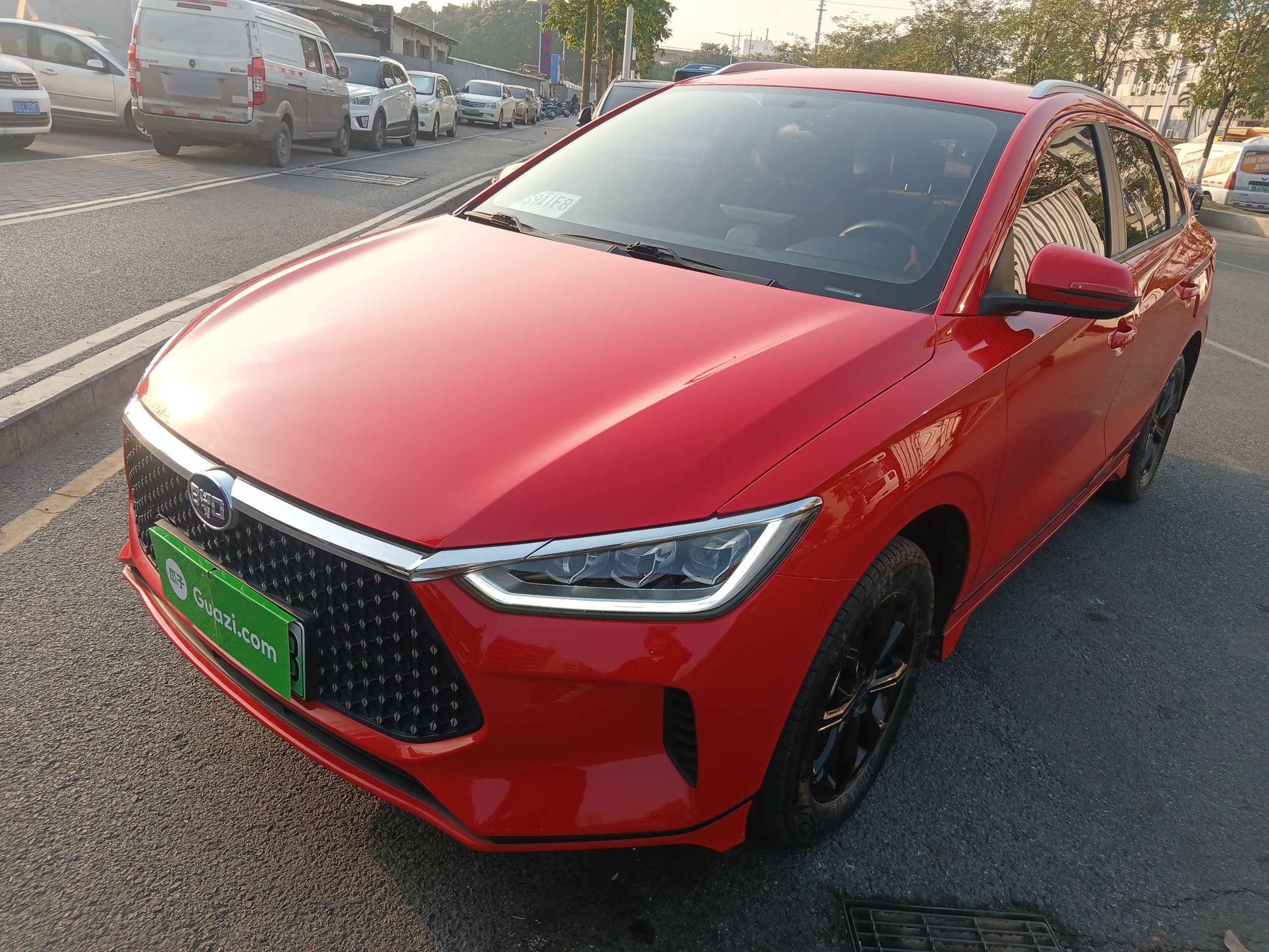 BYD e2 2020 BYD e2 2020 immagine di auto