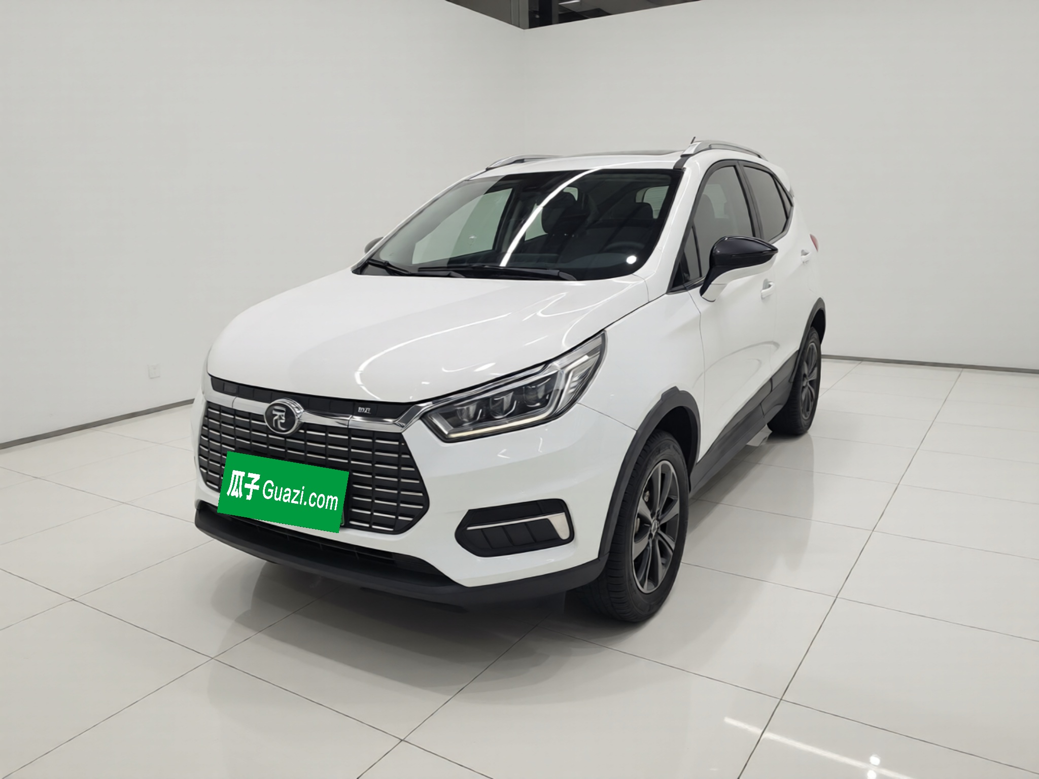 BYD Yuan New Energy 2020 car image 