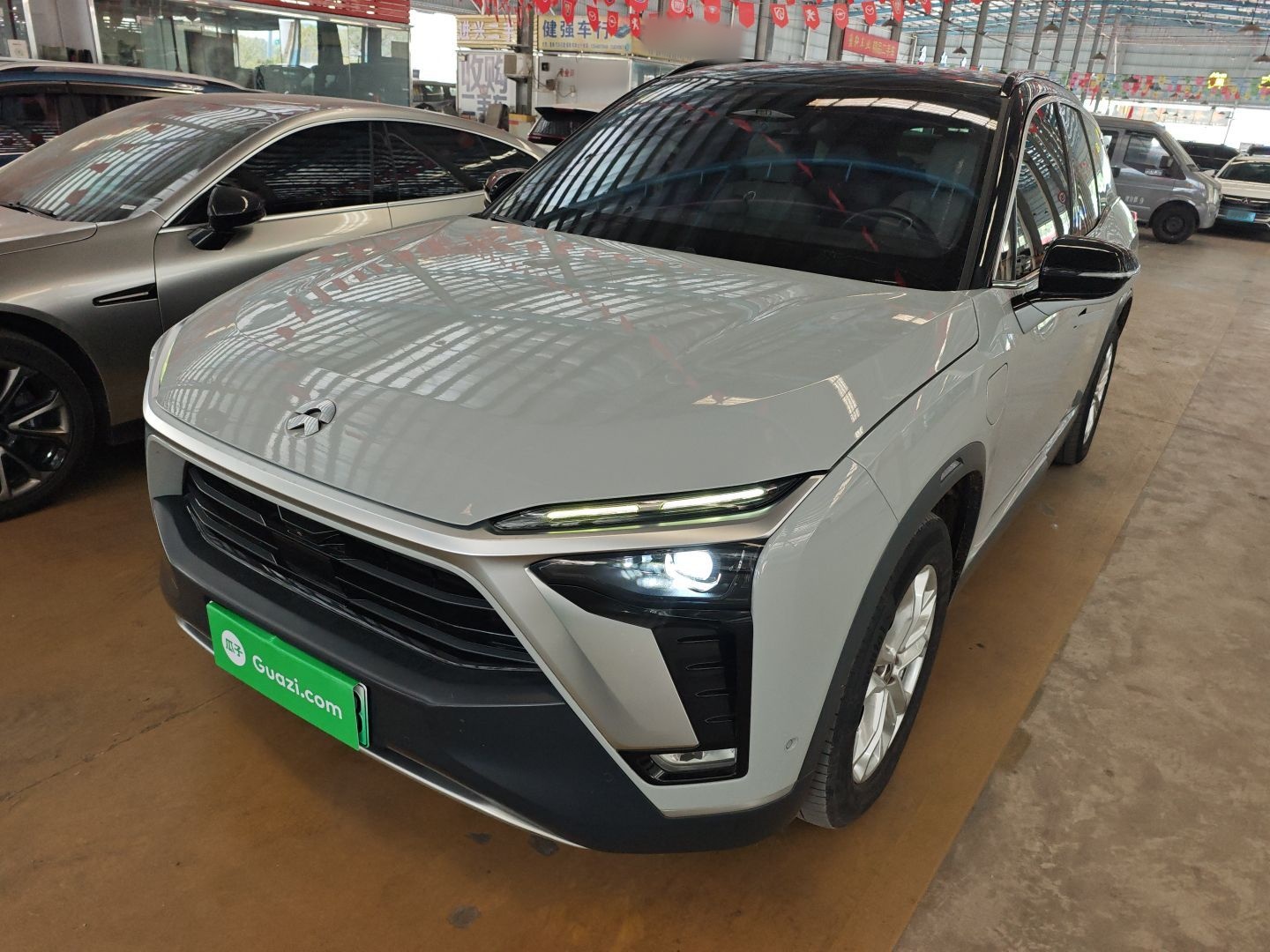 NIO ES8 2021 汽车图片 