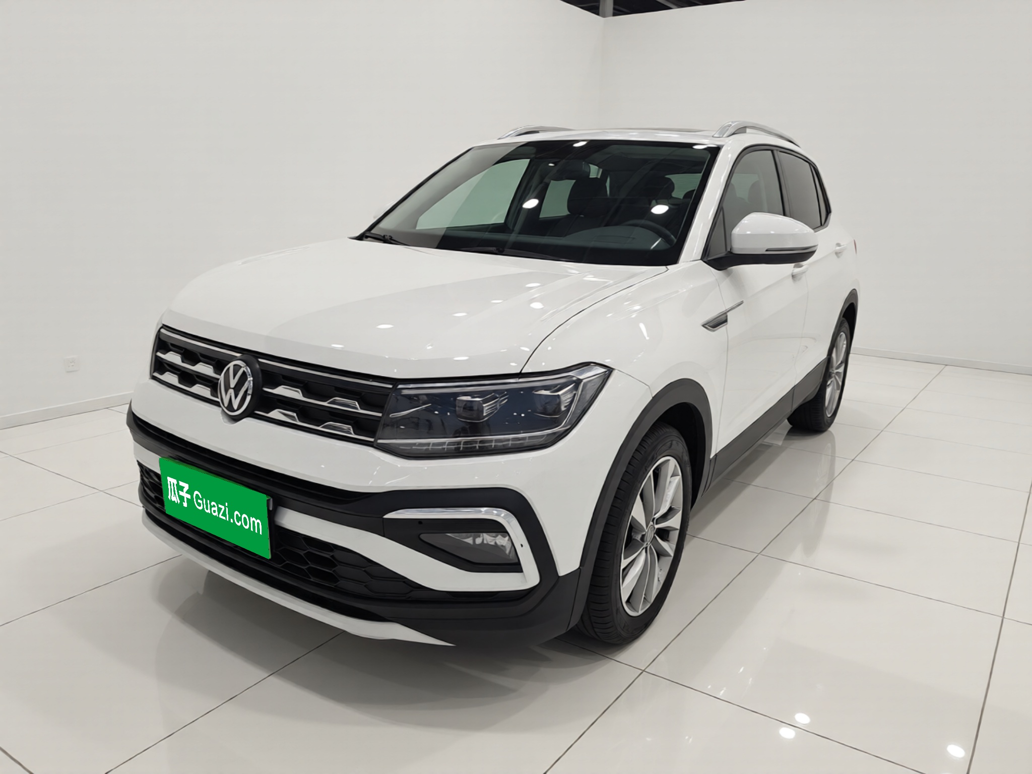 Volkswagen T-Cross 2021 Volkswagen T-Cross 2021 car image