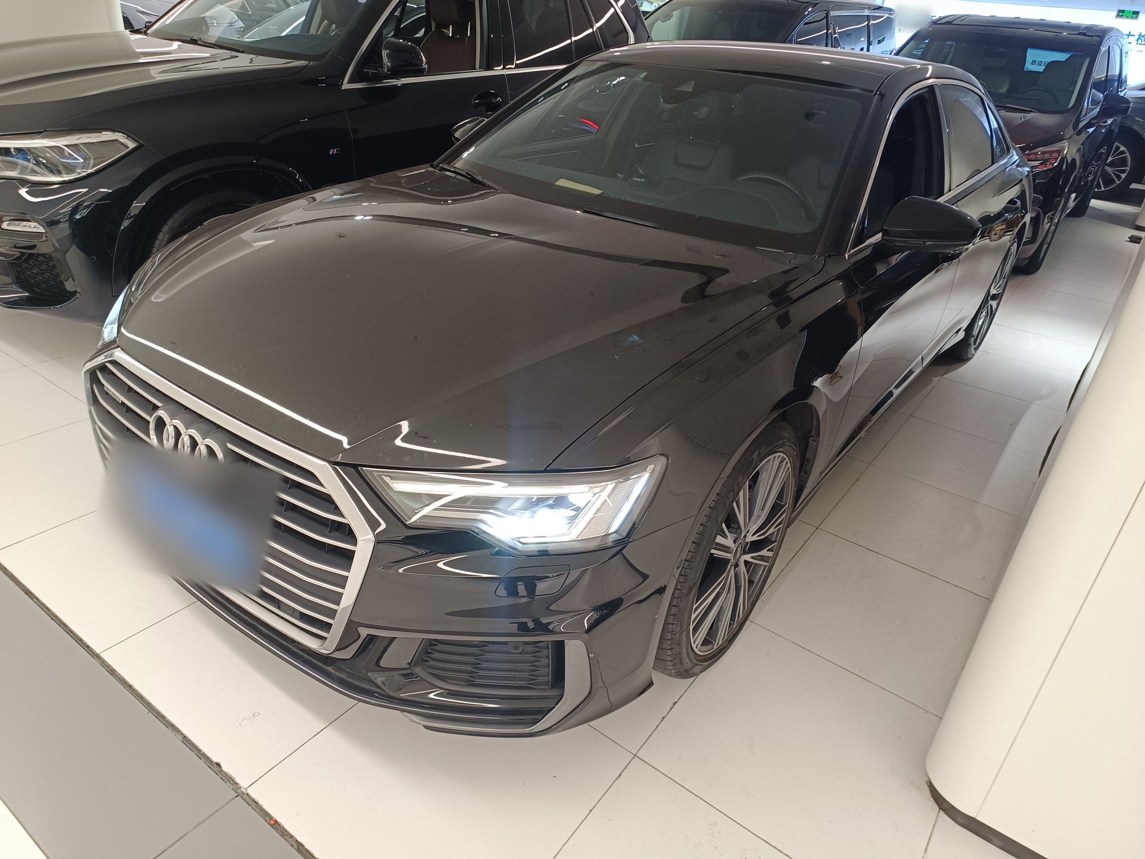 Audi A6L 2022 car image 