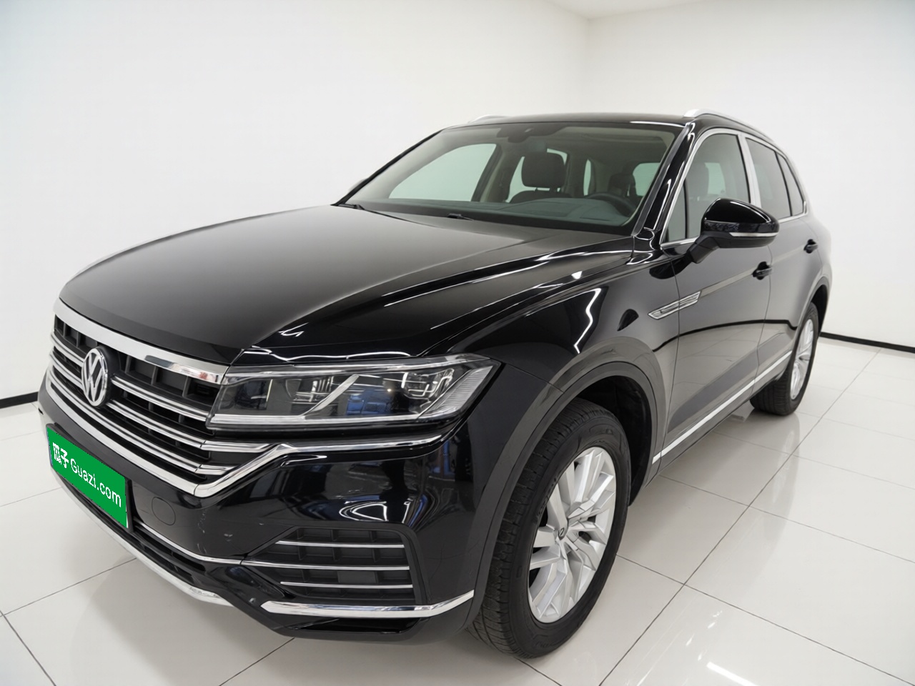 Volkswagen Touareg 2020 car image 