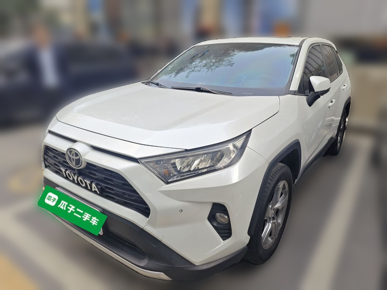 Toyota RAV4 2023 car image 