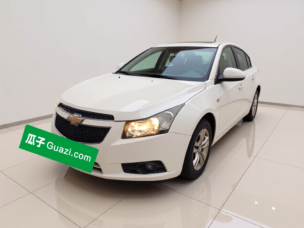 Chevrolet Cruze 2015 immagine di auto 