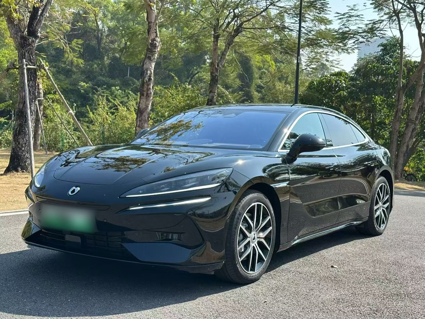 Denza Z9 2024 Denza Z9 2024 immagine di auto