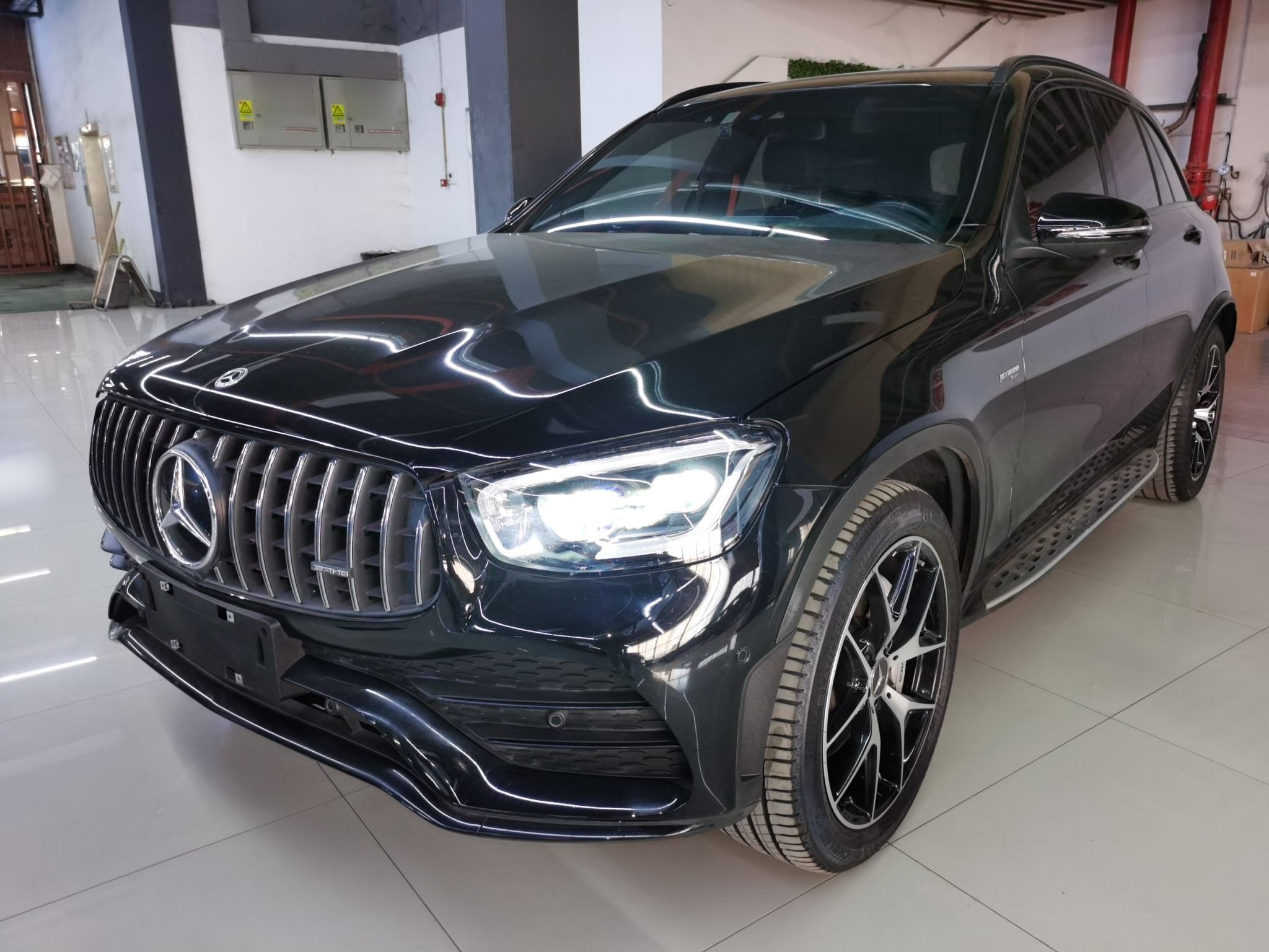 Mercedes-Benz GLC AMG 2022 immagine di auto 