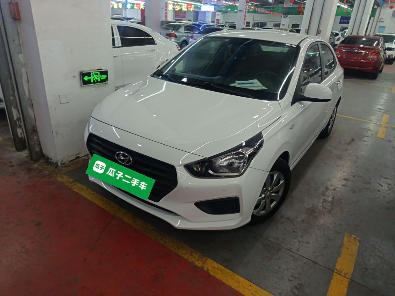 Hyundai Reina 2019 car image 