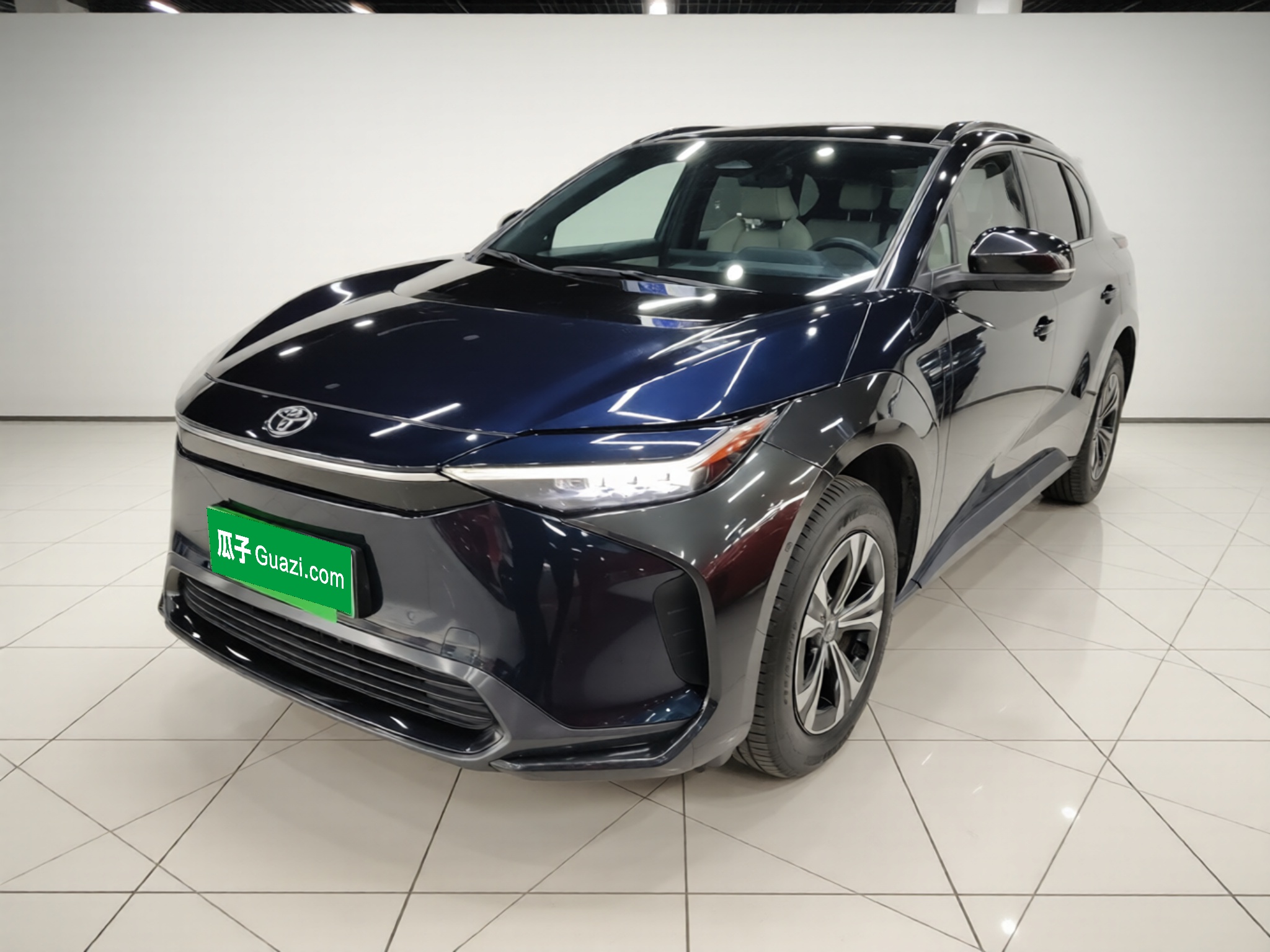 Toyota bZ4X 2022 汽车图片 