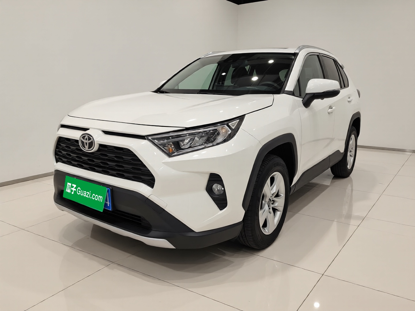 Toyota RAV4 2023 Toyota RAV4 2023 car image