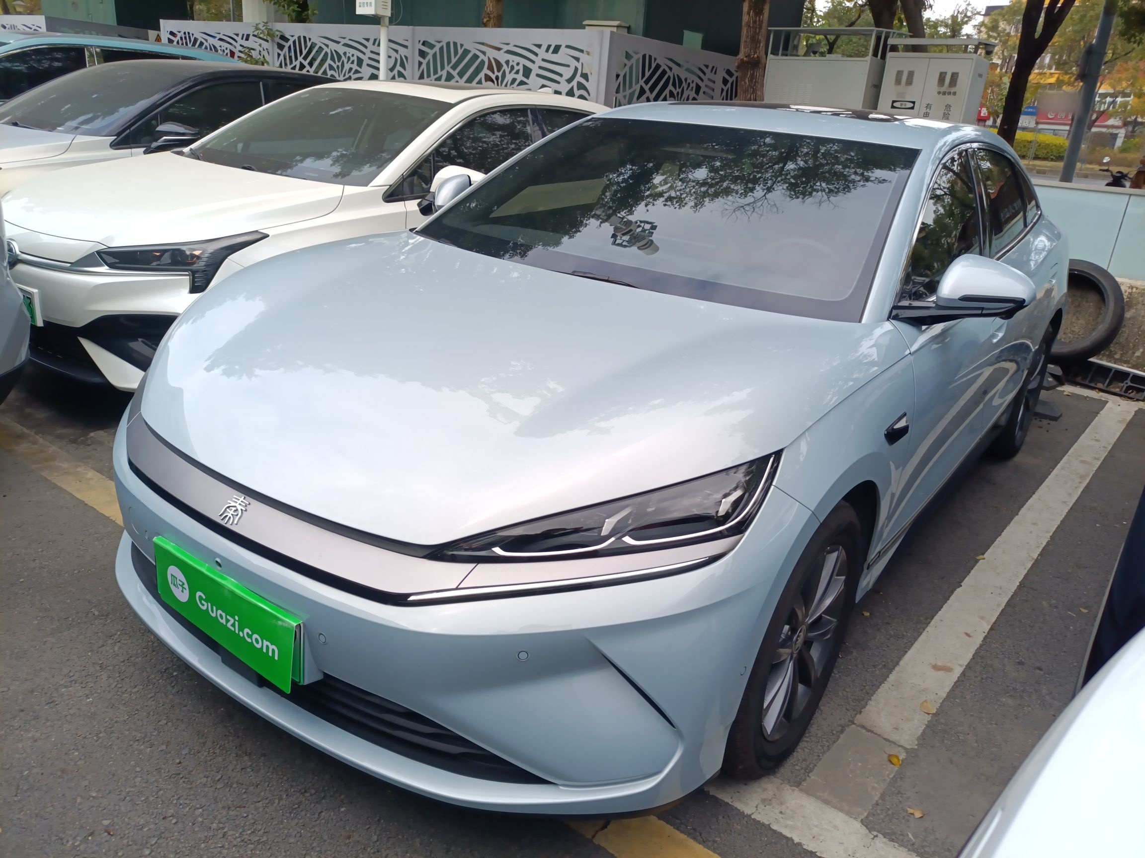 BYD 2025 BYD 2025 car image