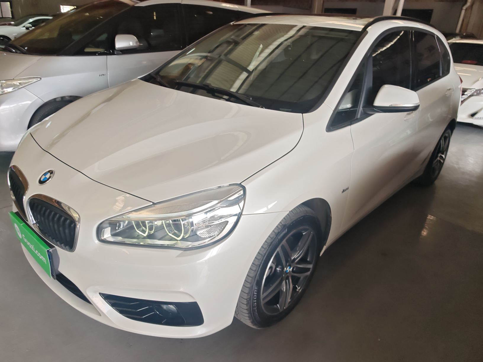 BMW 2 Series Tourer 2016 car image 