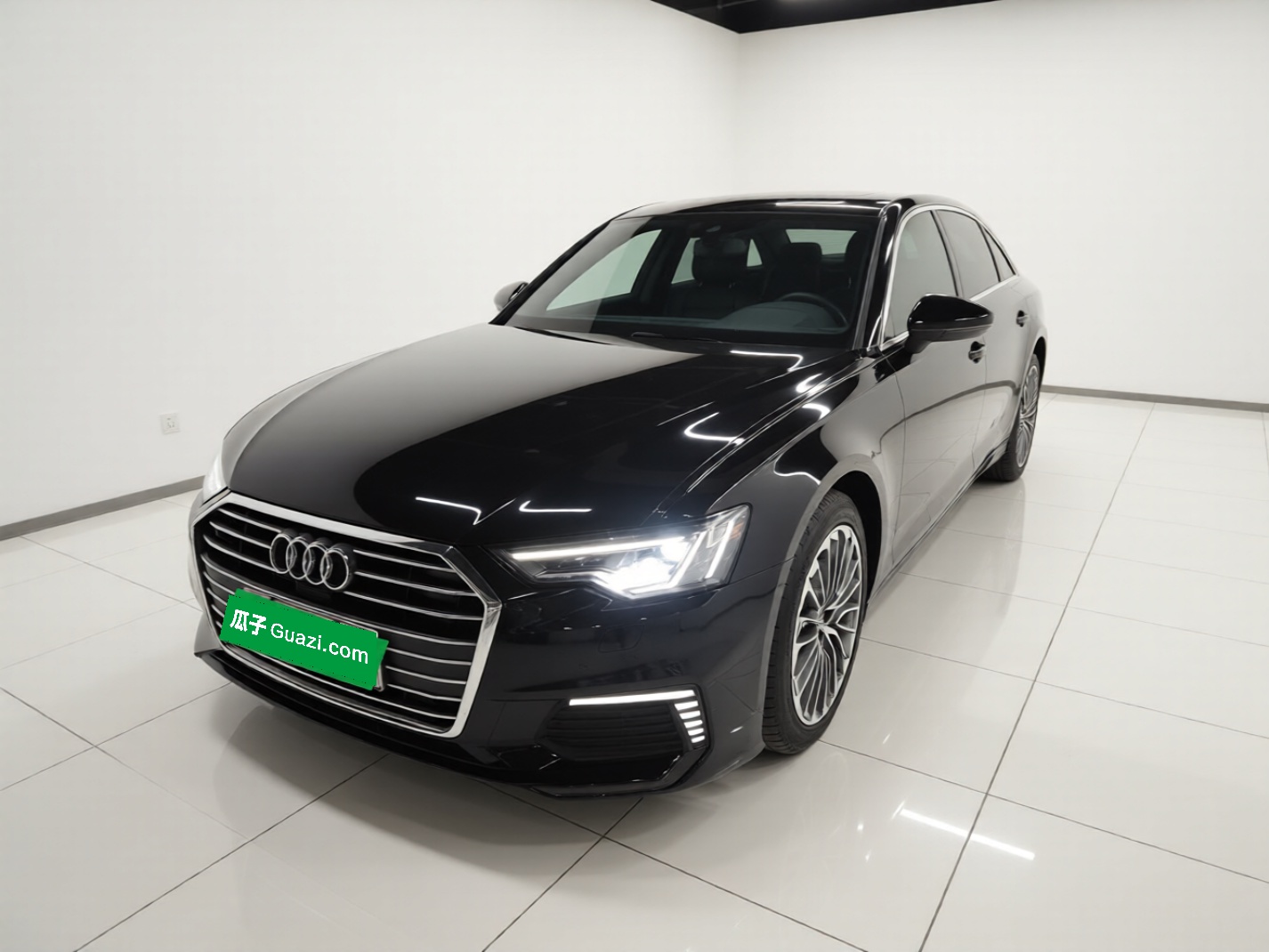 Audi A6L New Energy 2020 car image 