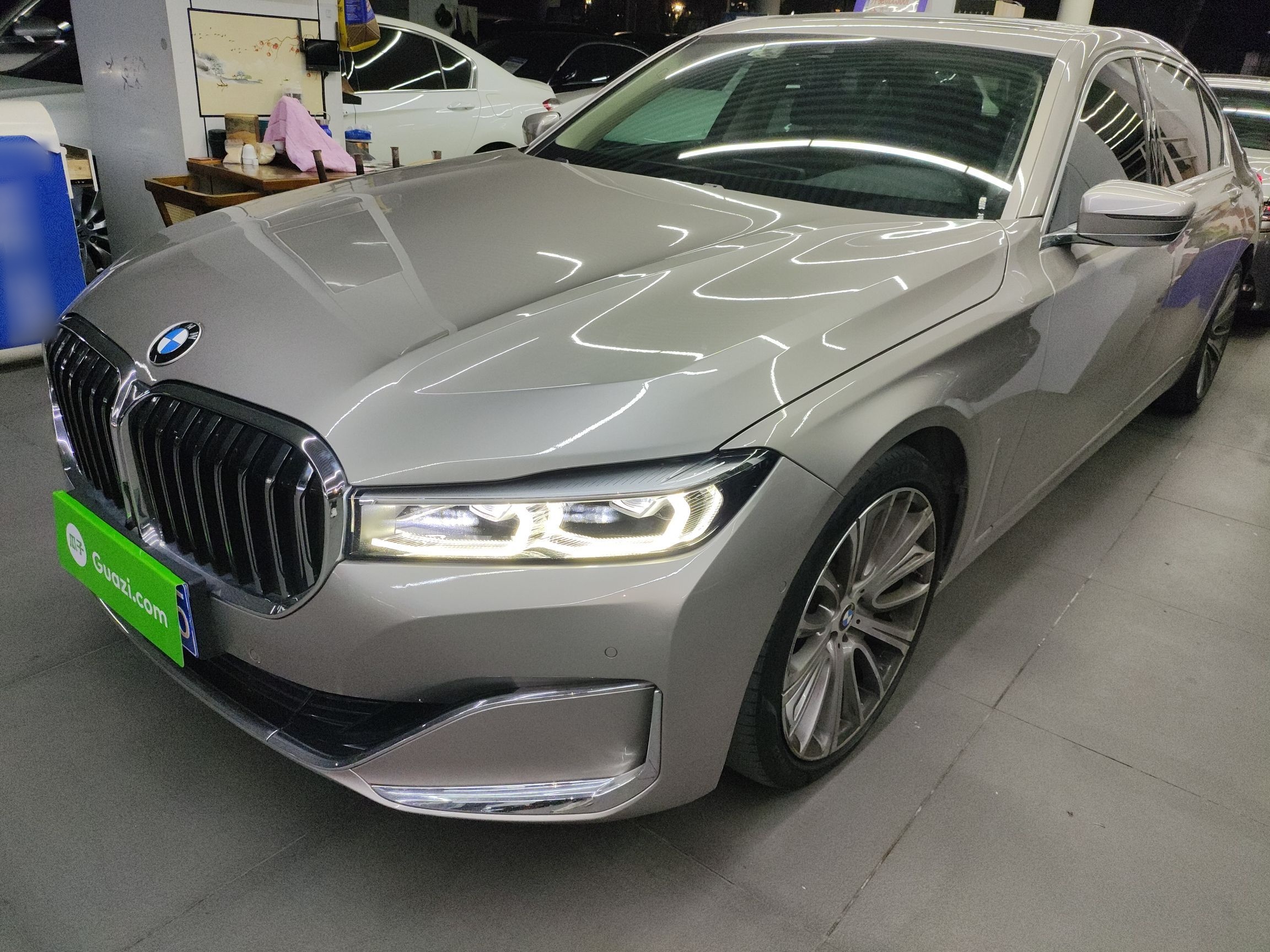 BMW 7 Series 2021 car image 