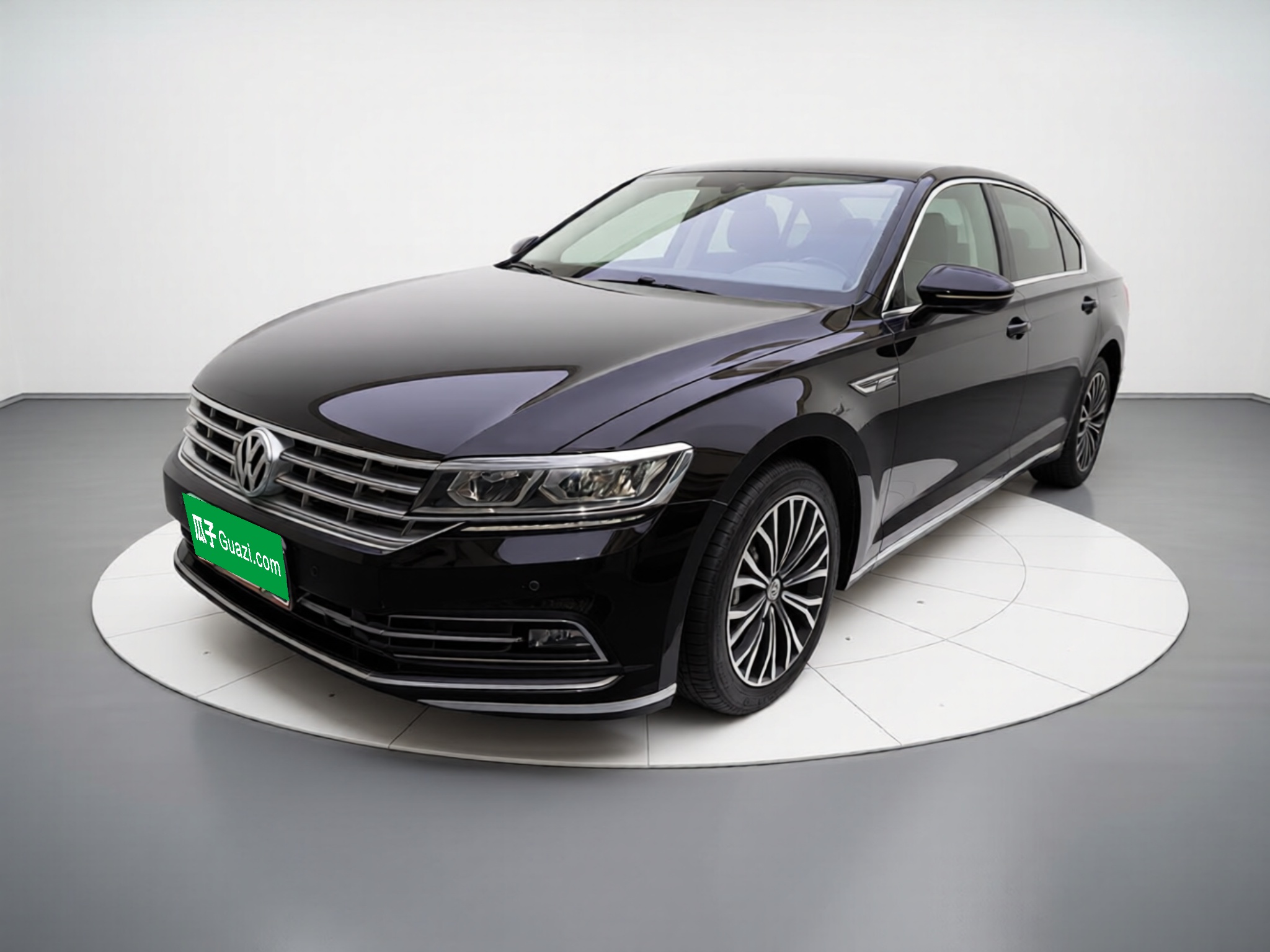 Volkswagen Phideon 2018 immagine di auto 