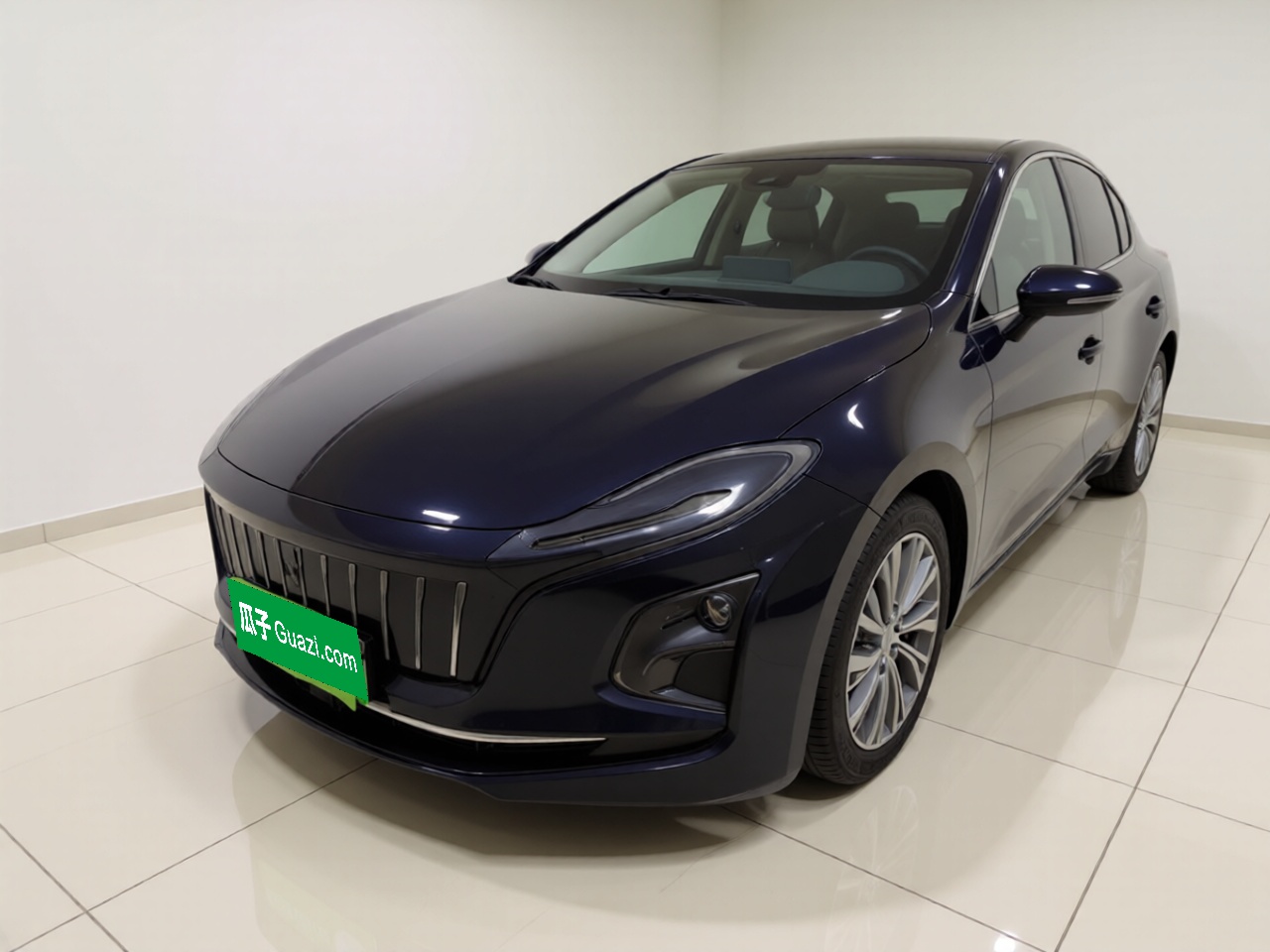 HongQi E-QM5 2023 car image 