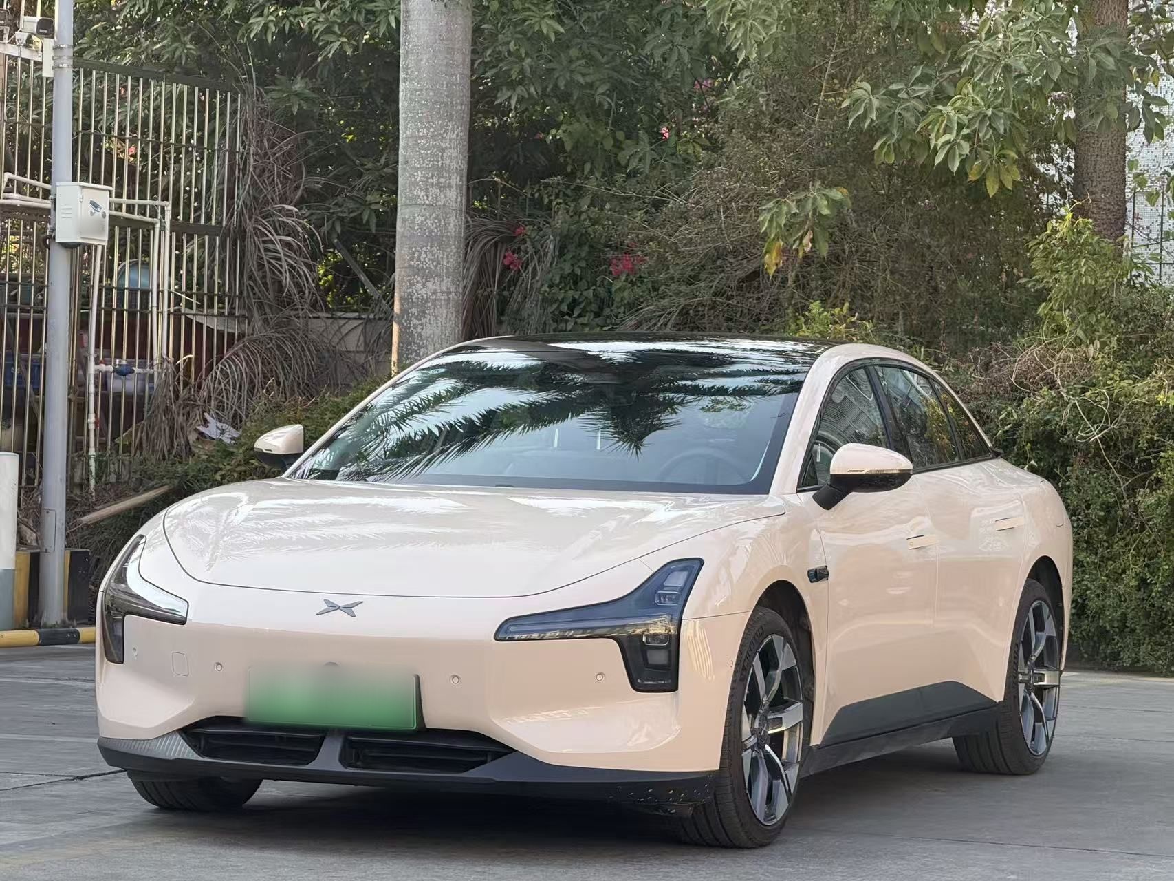 Xpeng MONA M03 2025 immagine di auto 