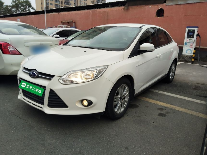 Ford Focus 2015 Ford Focus 2015 car image