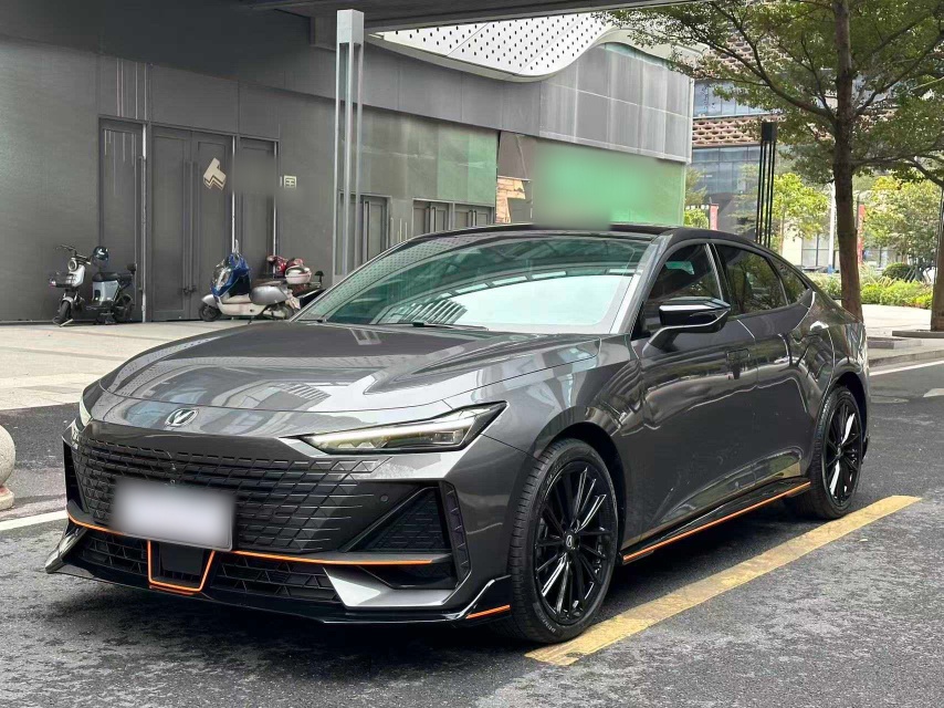 Changan UNI-V 2024 car image 