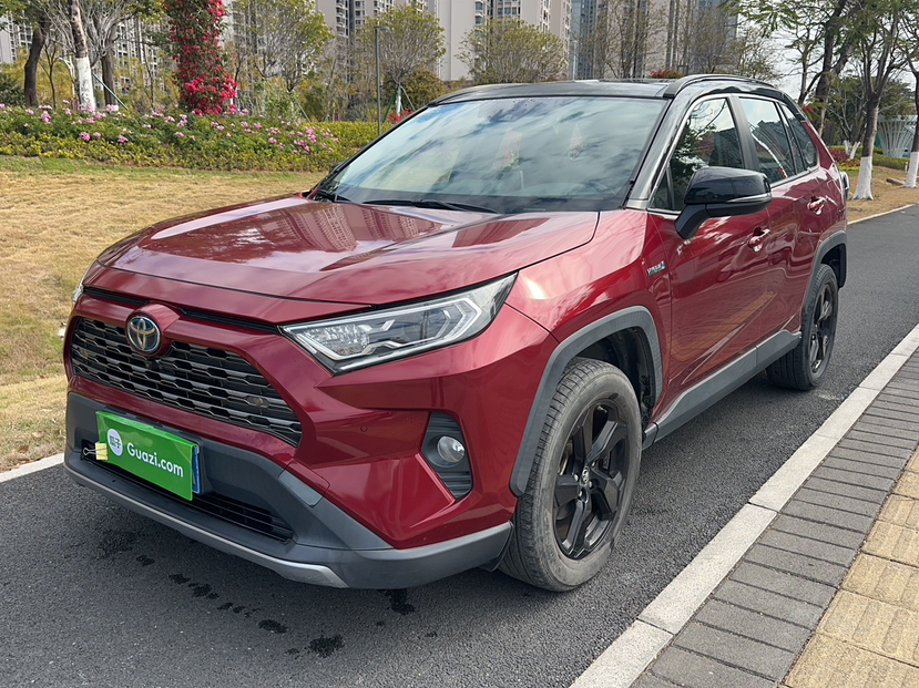 Toyota RAV4 2020 car image 