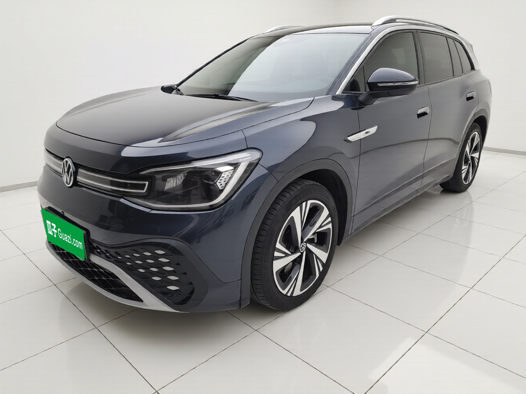 Volkswagen ID.6 Crozz 2021 immagine di auto 