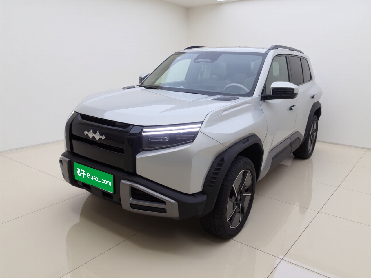 FangChengBao Tiger 3 2025 immagine di auto 