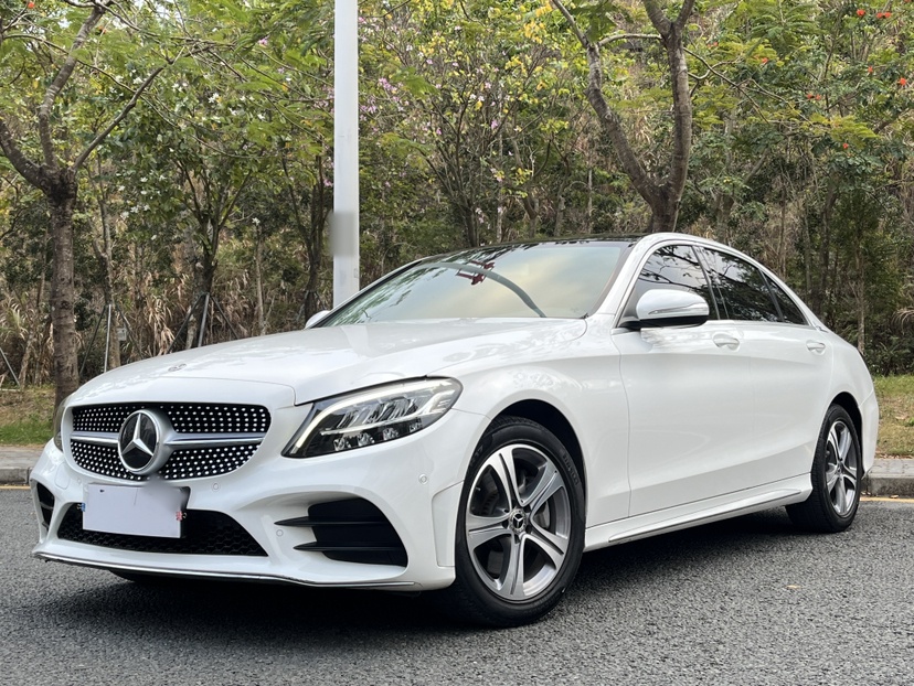 Mercedes-Benz C Class 2020 car image 