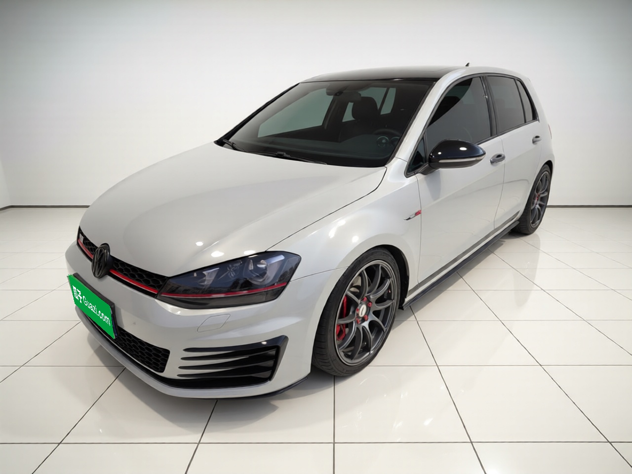 Volkswagen GolfGTI 2016 car image 