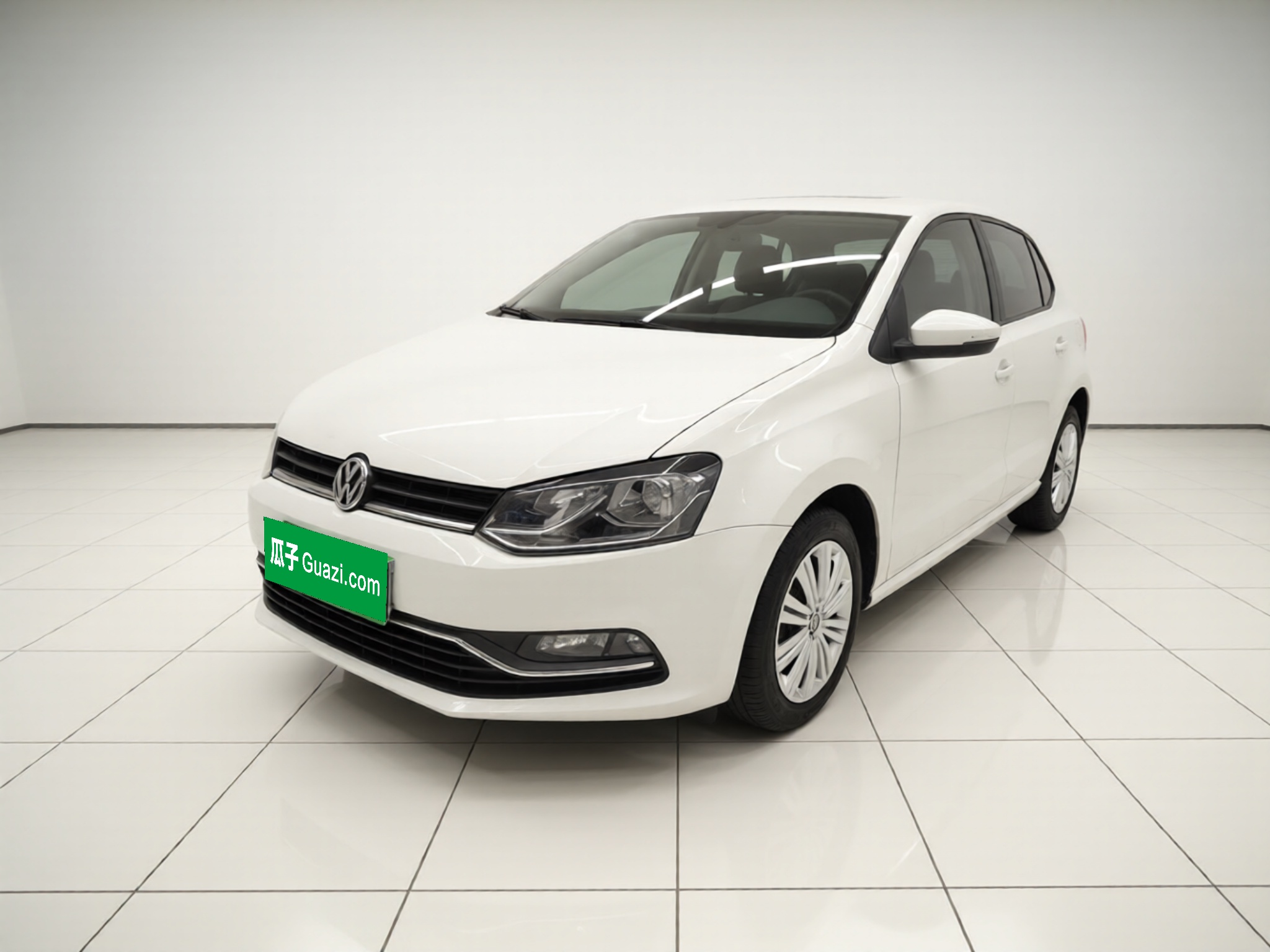 Polo 2016 car image 