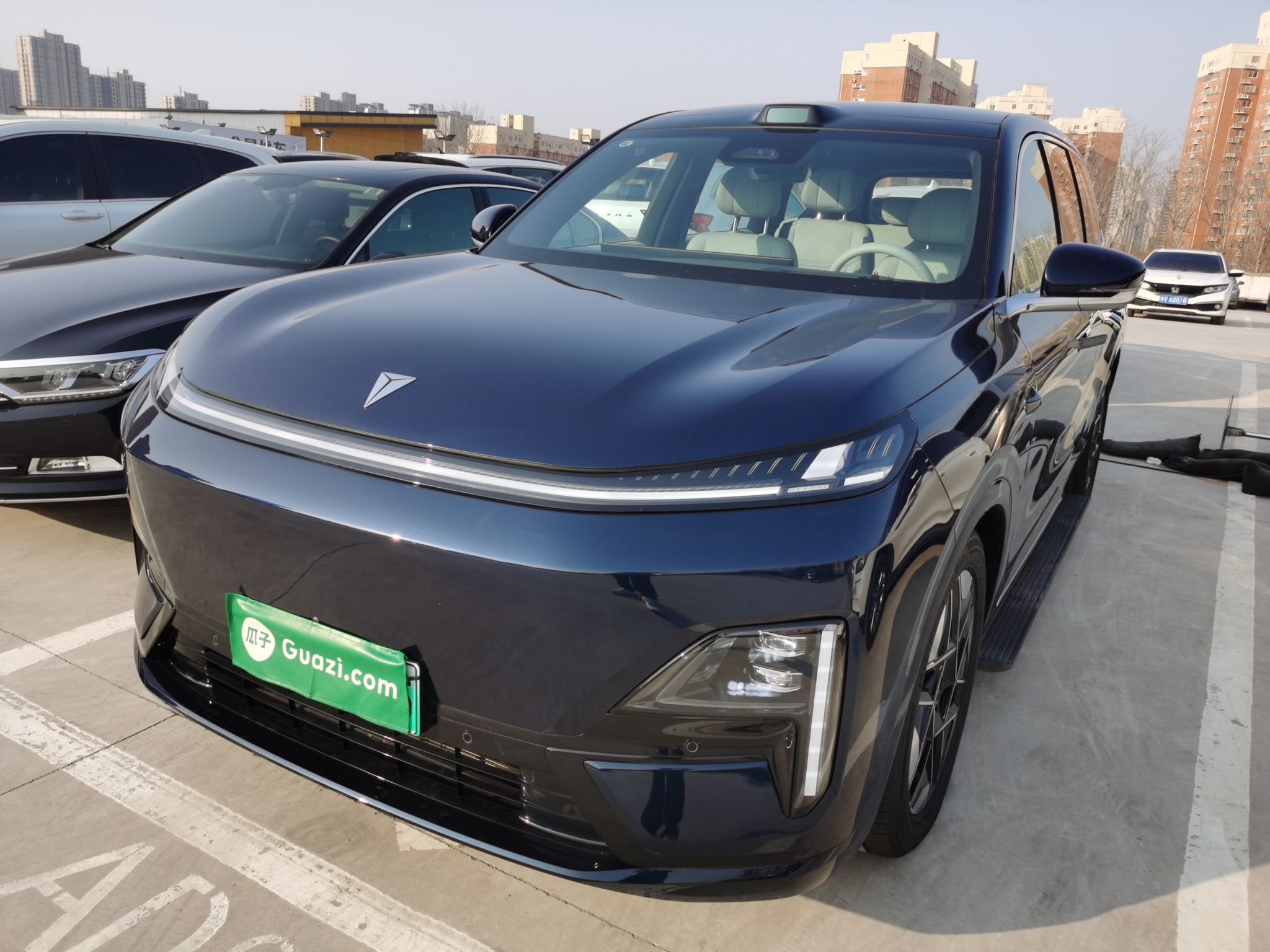 Deepal S09 2025 car image 