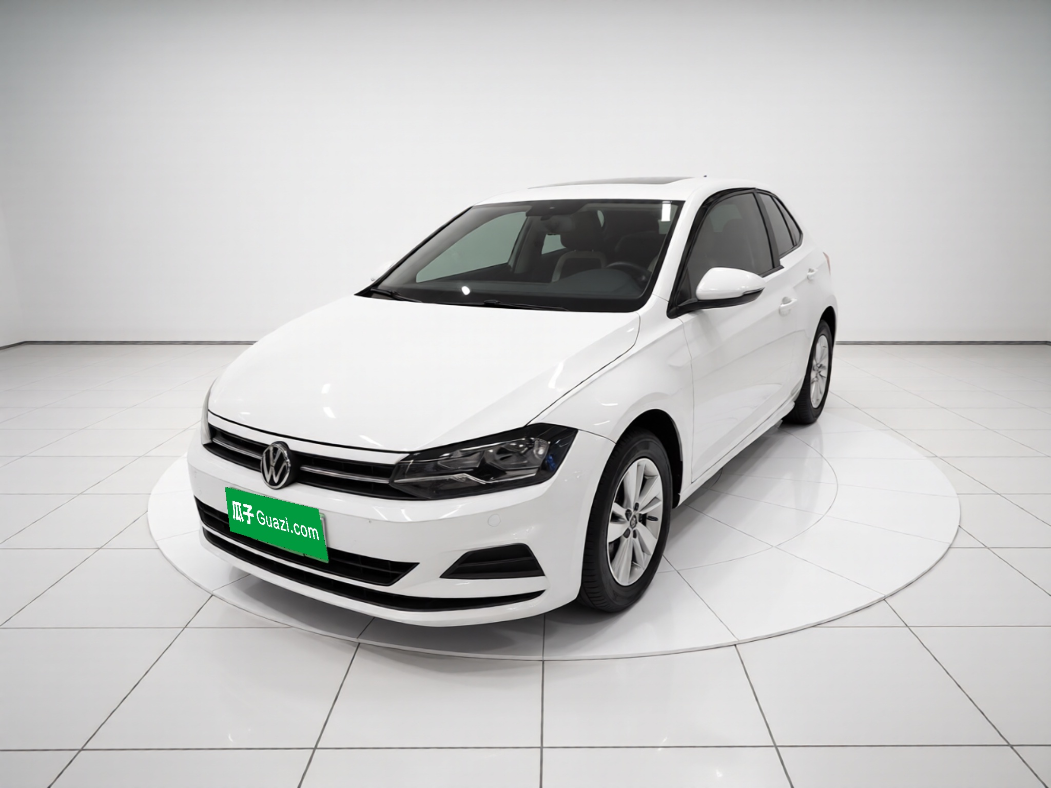 Polo 2023 car image 