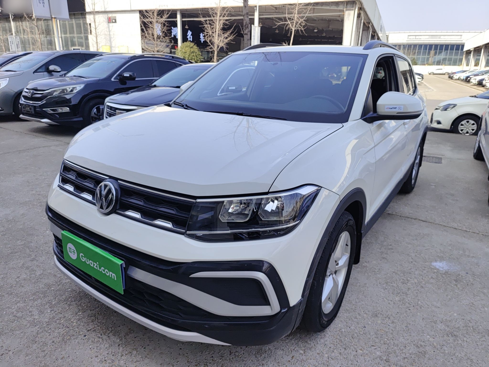 Volkswagen T-Cross 2020 Volkswagen T-Cross 2020 car image