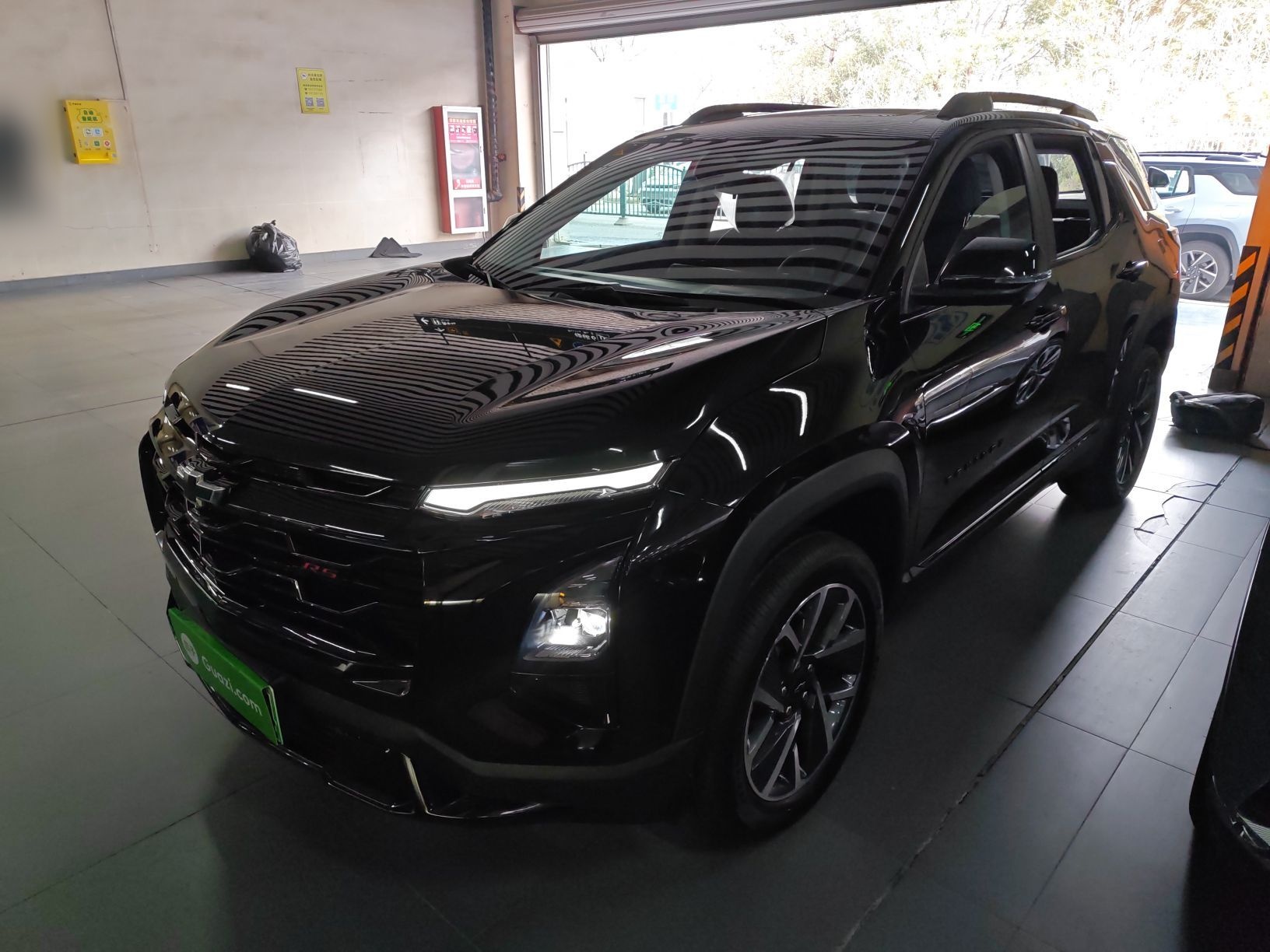 Chevrolet Equinox Plus 2025 car image 