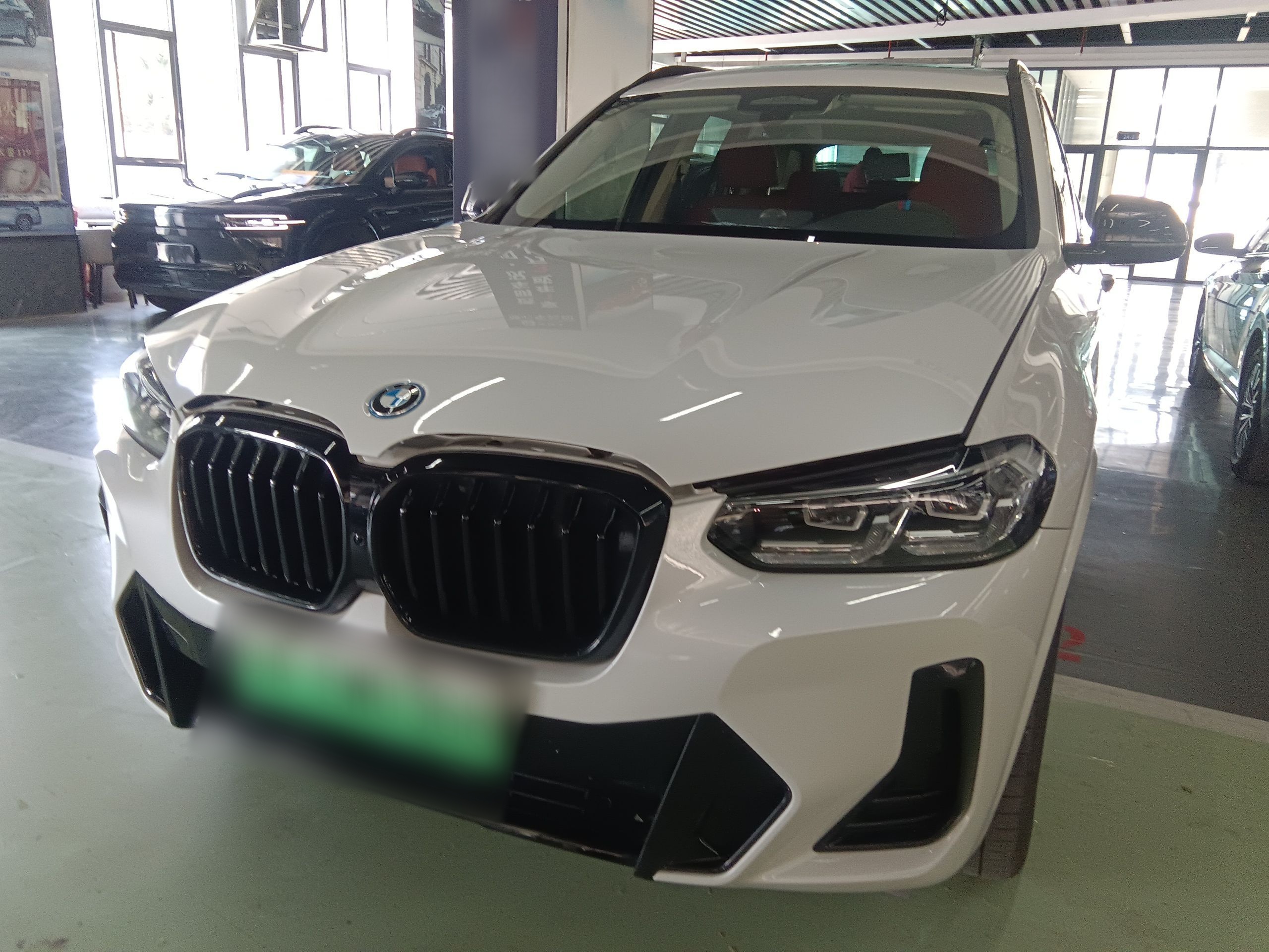 BMW iX3 2023 car image 
