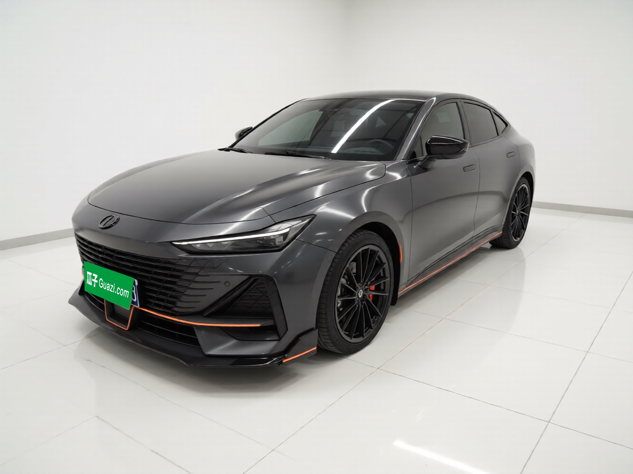 Changan UNI-V 2024 car image 