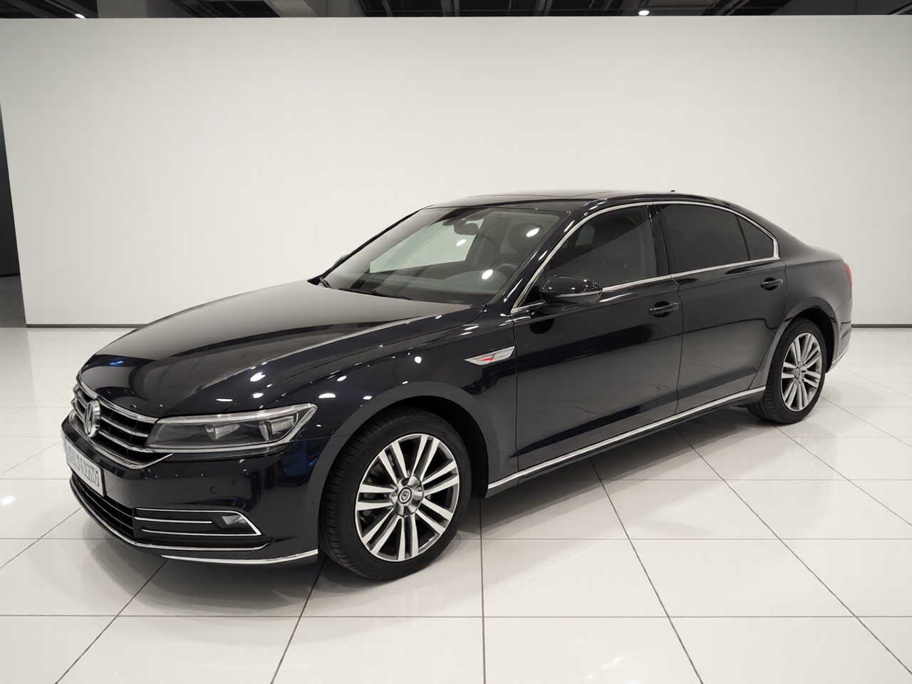 Volkswagen Phideon 2018 immagine di auto 