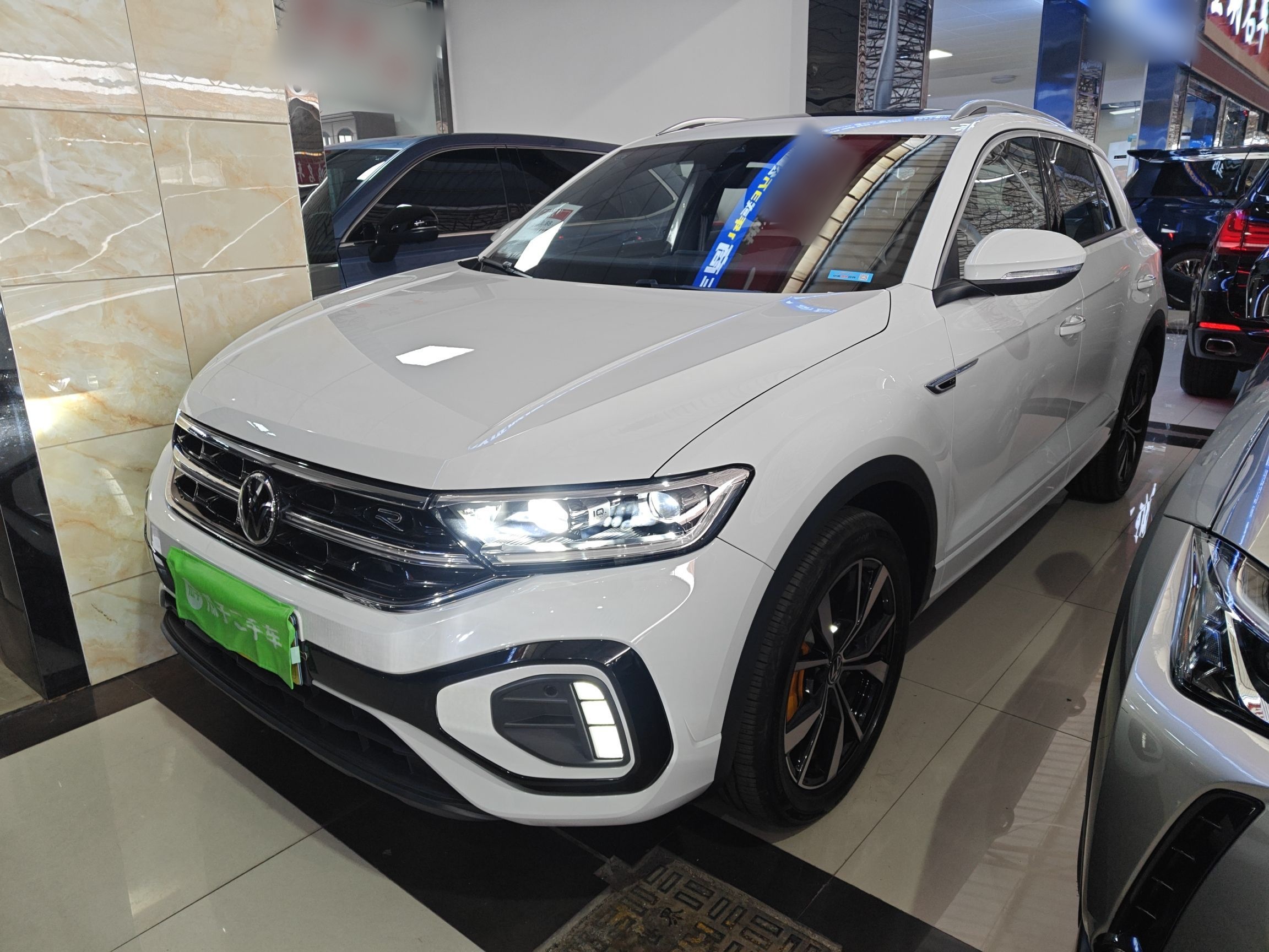 T-Roc 2025 car image 