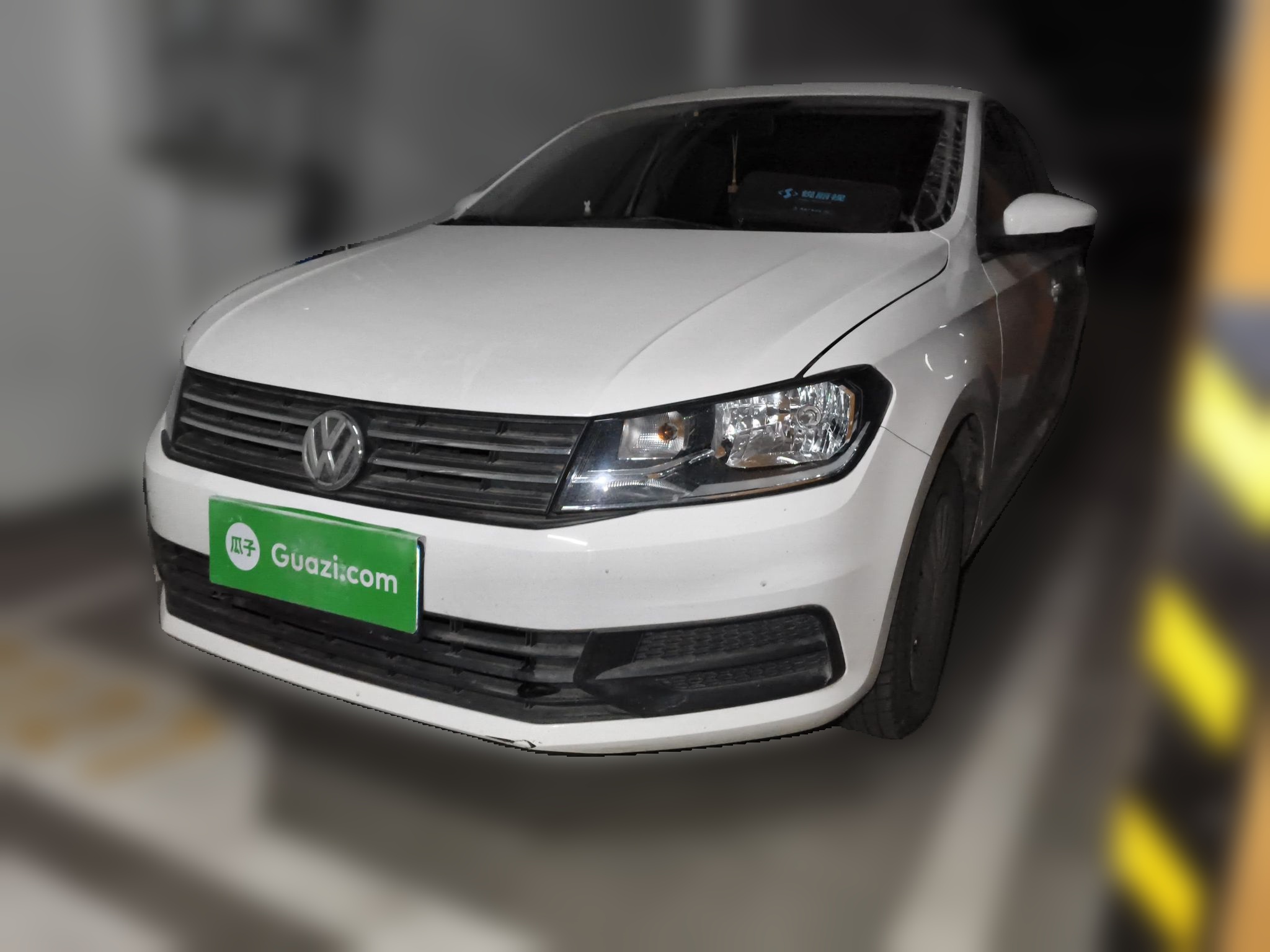 Santana 2021 car image 