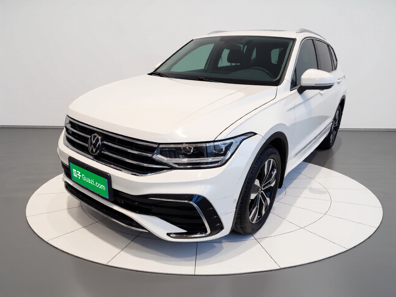 Volkswagen Tiguan L 2024 Volkswagen Tiguan L 2024 car image