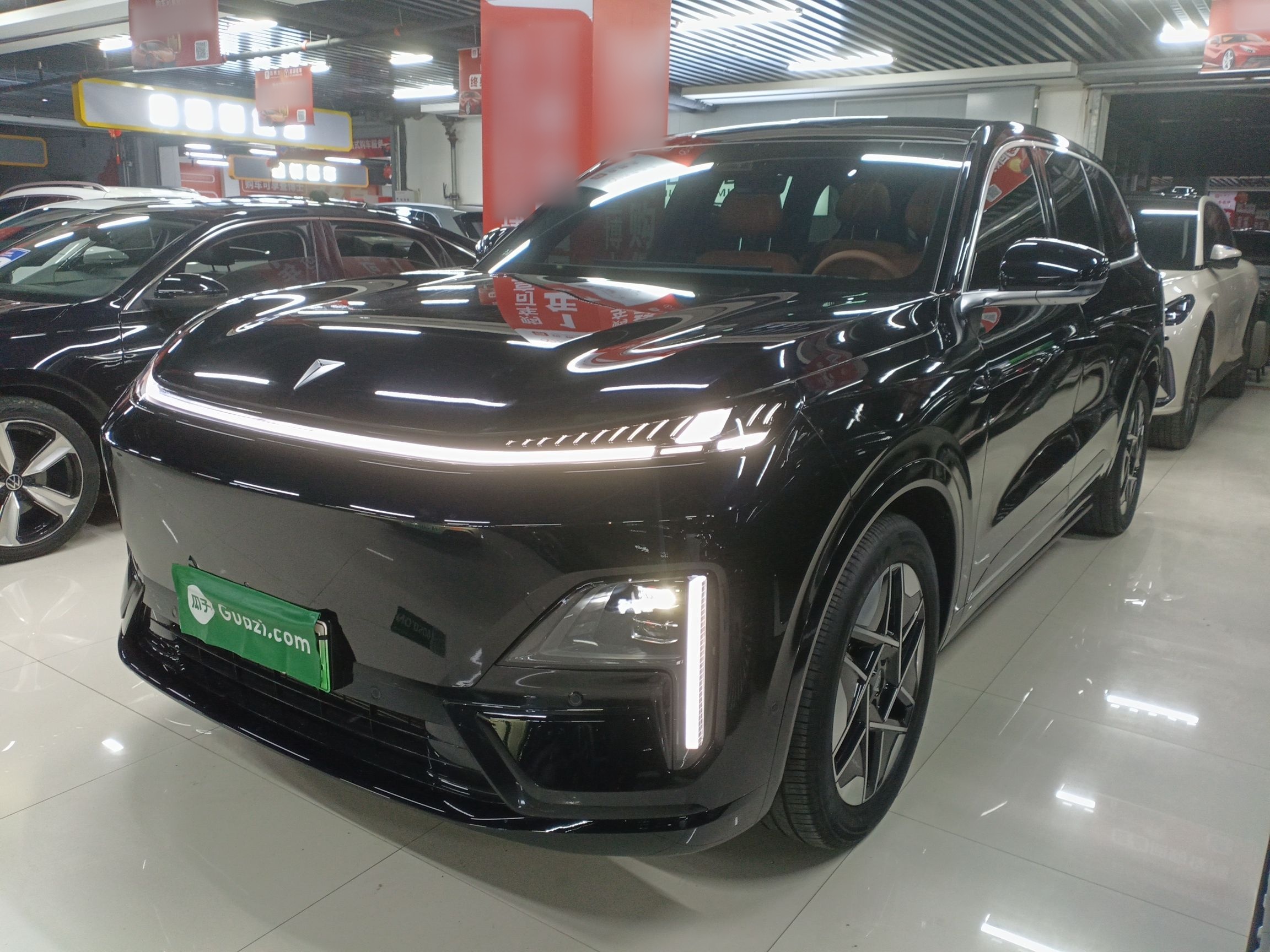 Deepal S09 2025 car image 