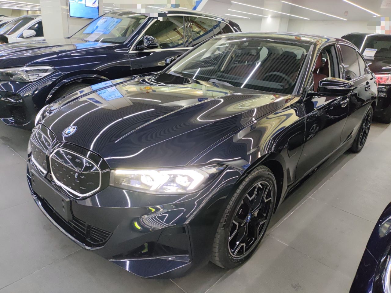 BMW i3 2023 car image 