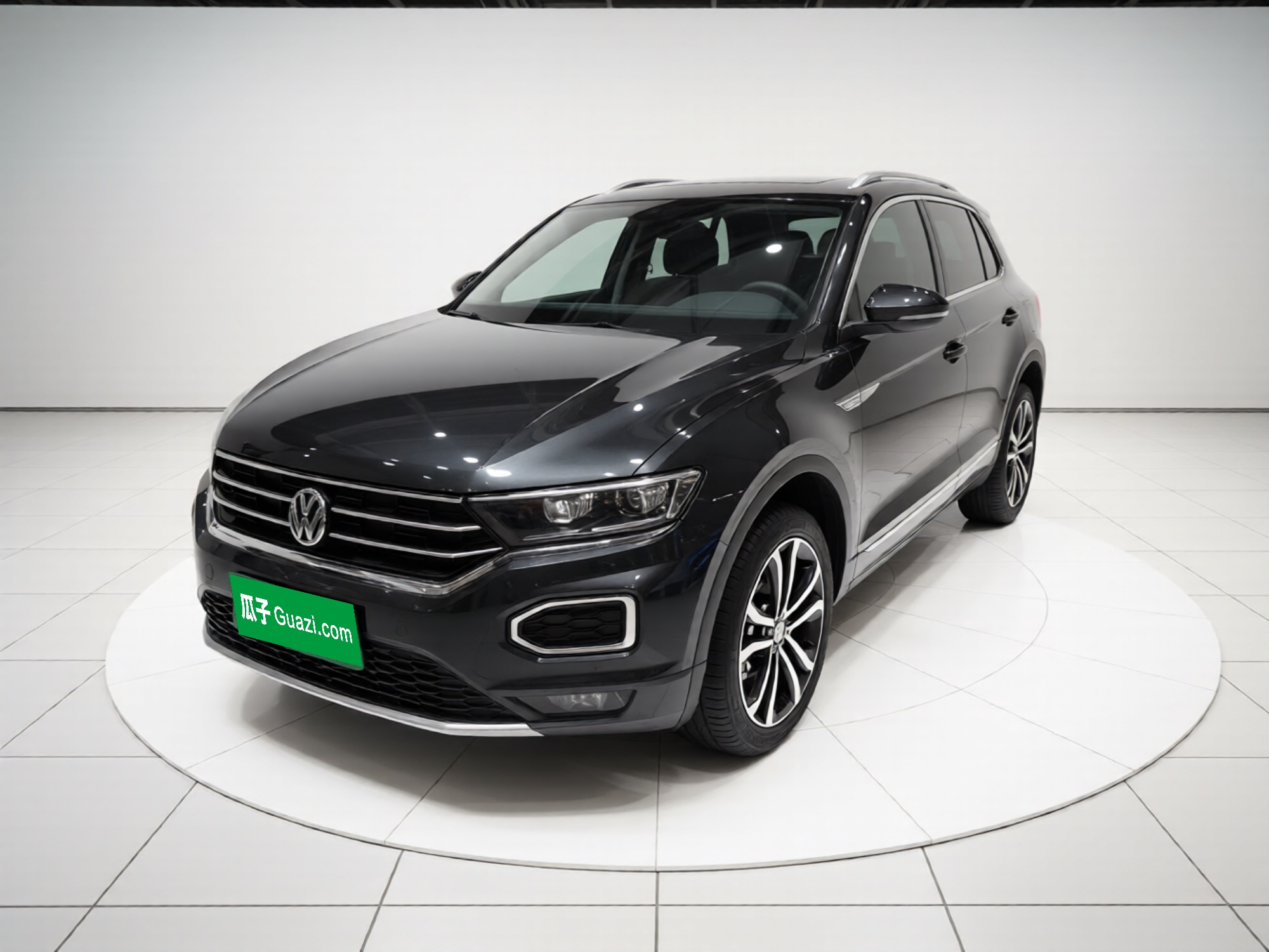 Volkswagen T-Roc 2020 Volkswagen T-Roc 2020 car image