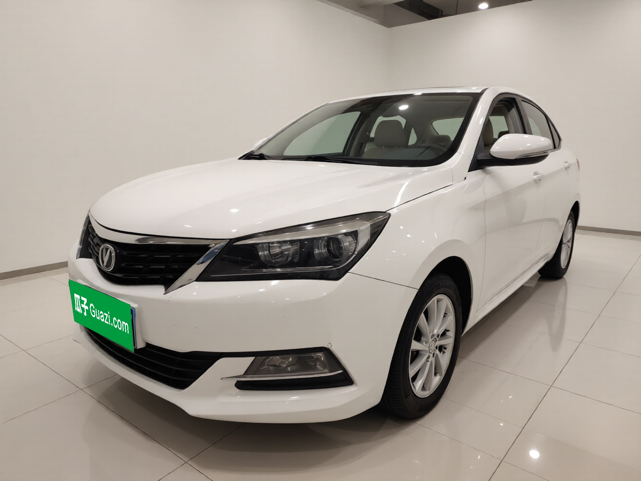Changan Alsvin V7 2015 car image 