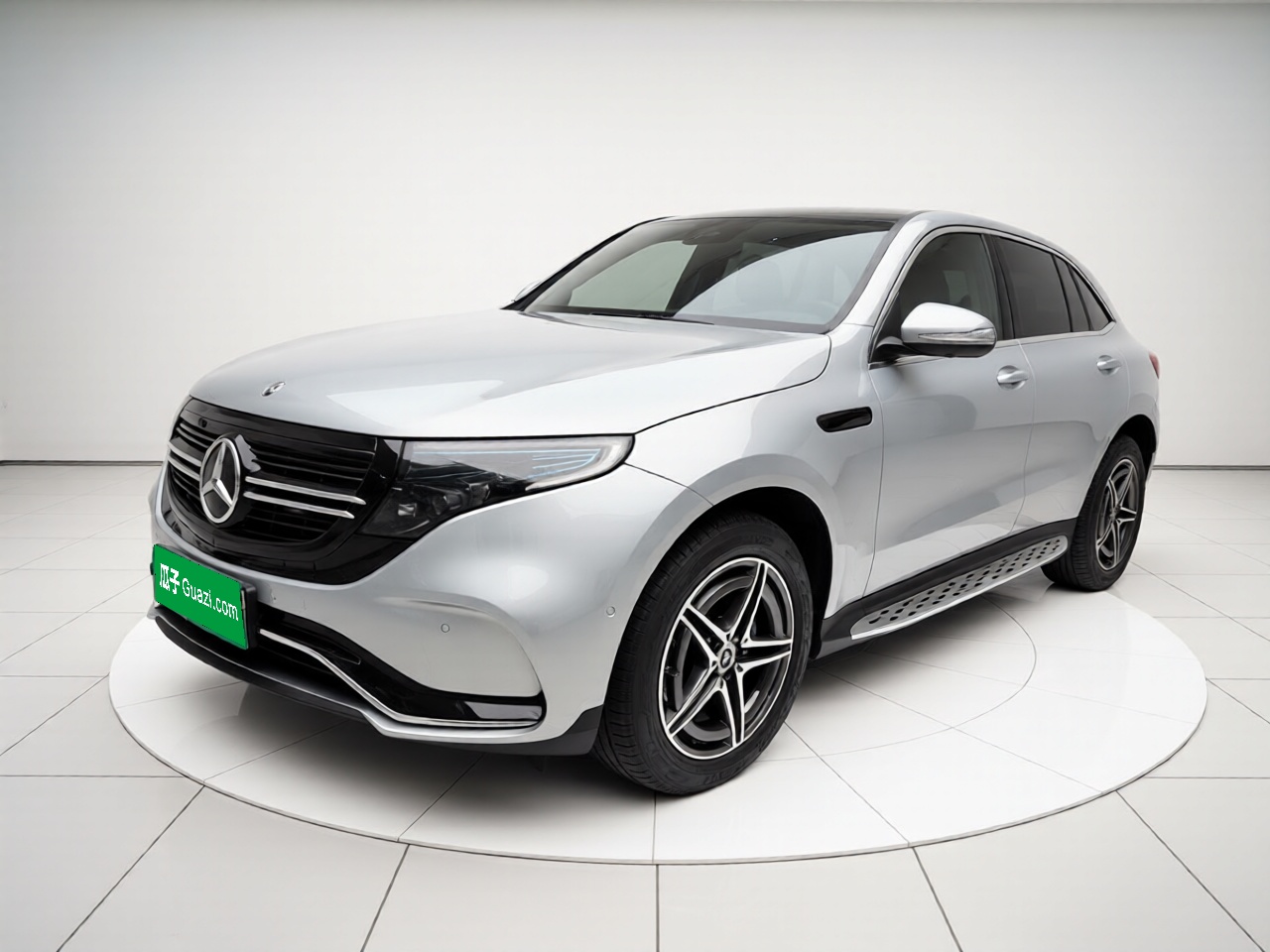 Mercedes-Benz EQC Class 2020 car image 