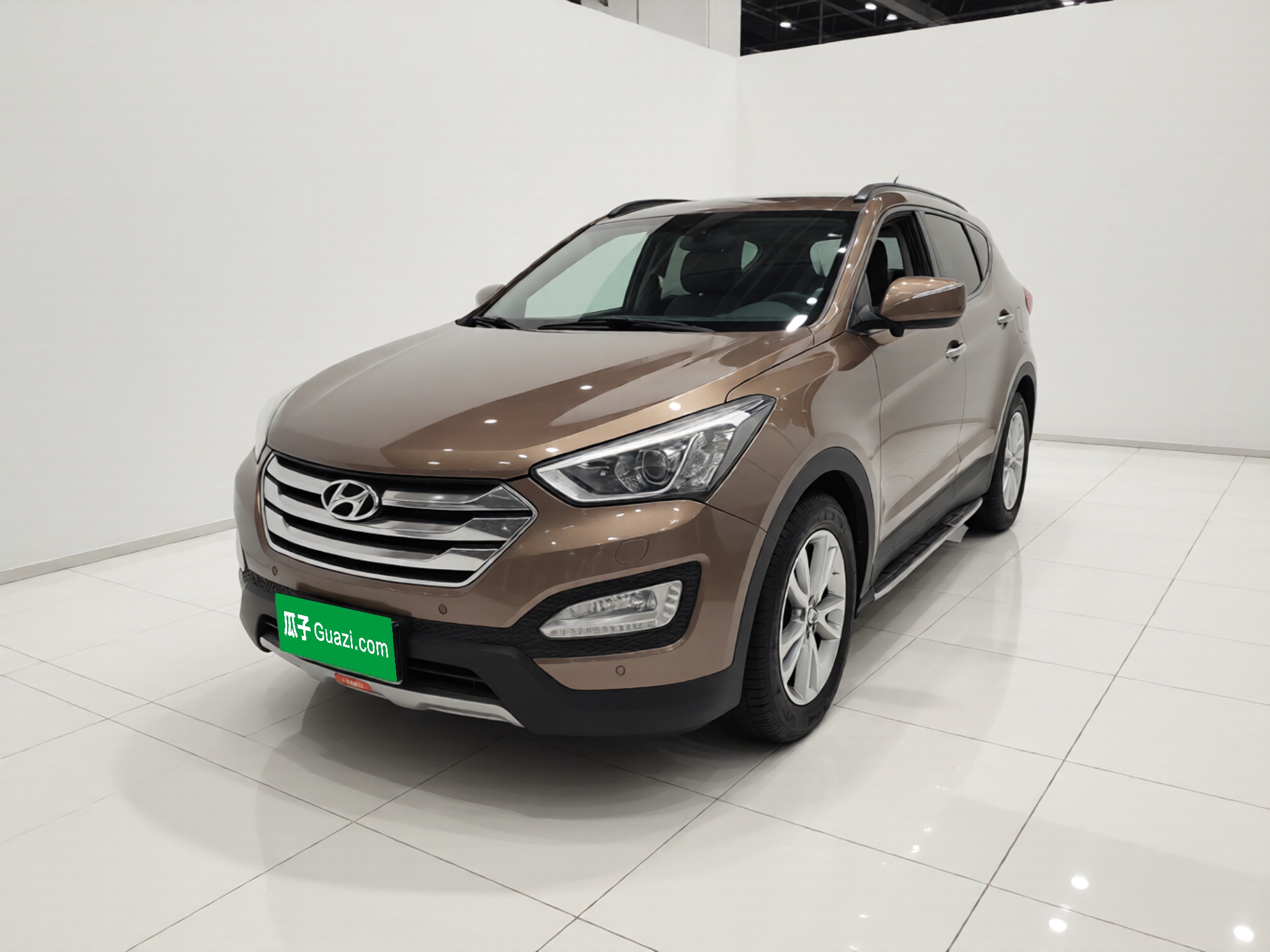 Hyundai Santa Fe 2014 car image 