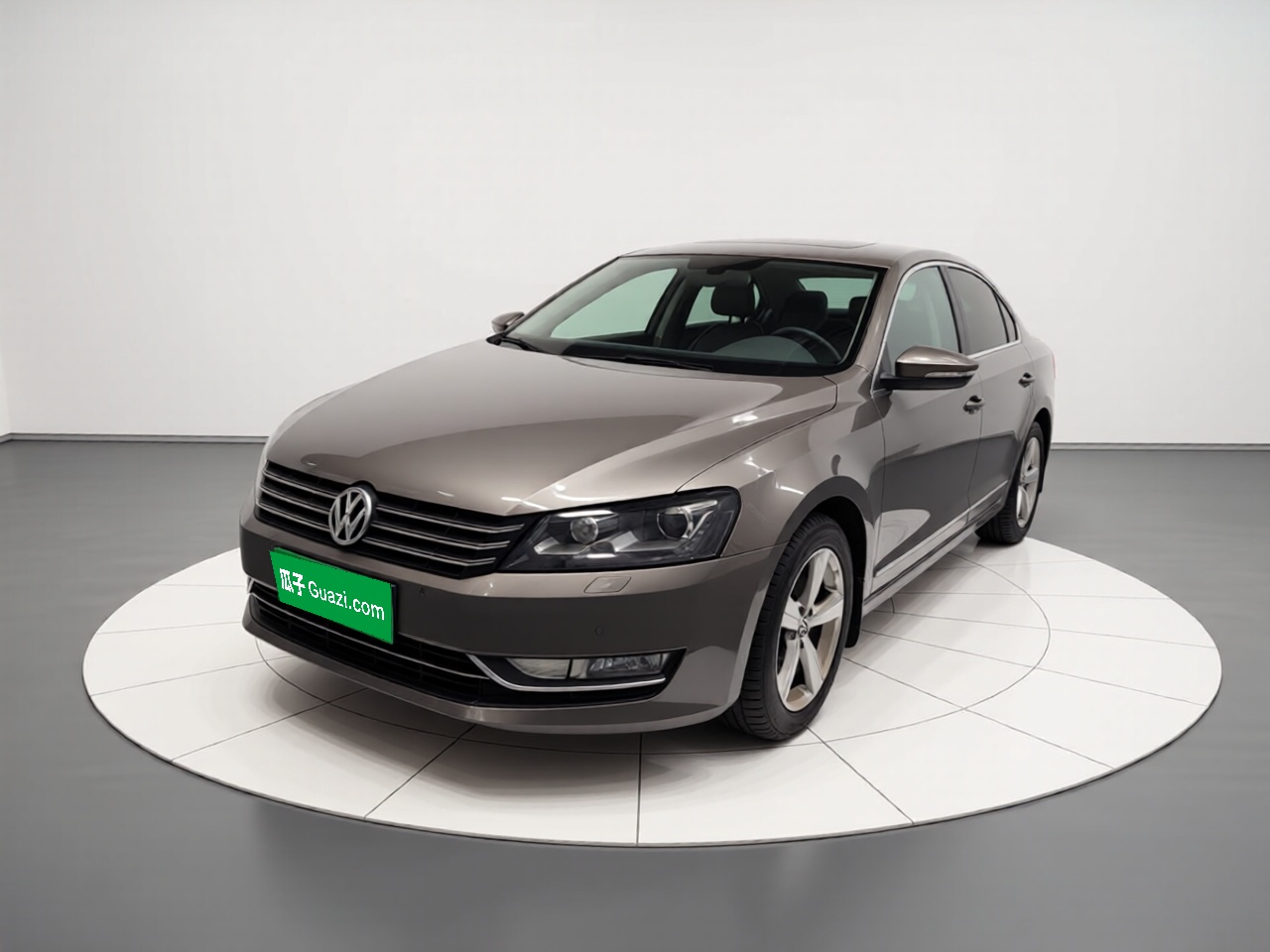 Volkswagen Passat 2014 car image 