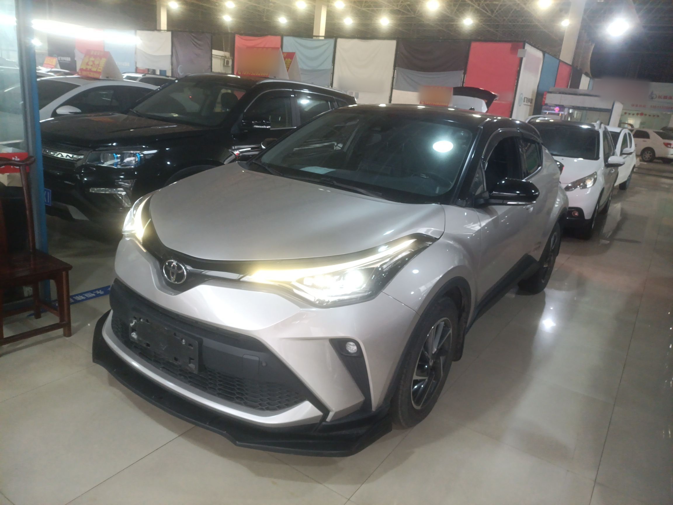 Toyota C-HR 2022 Toyota C-HR 2022 car image